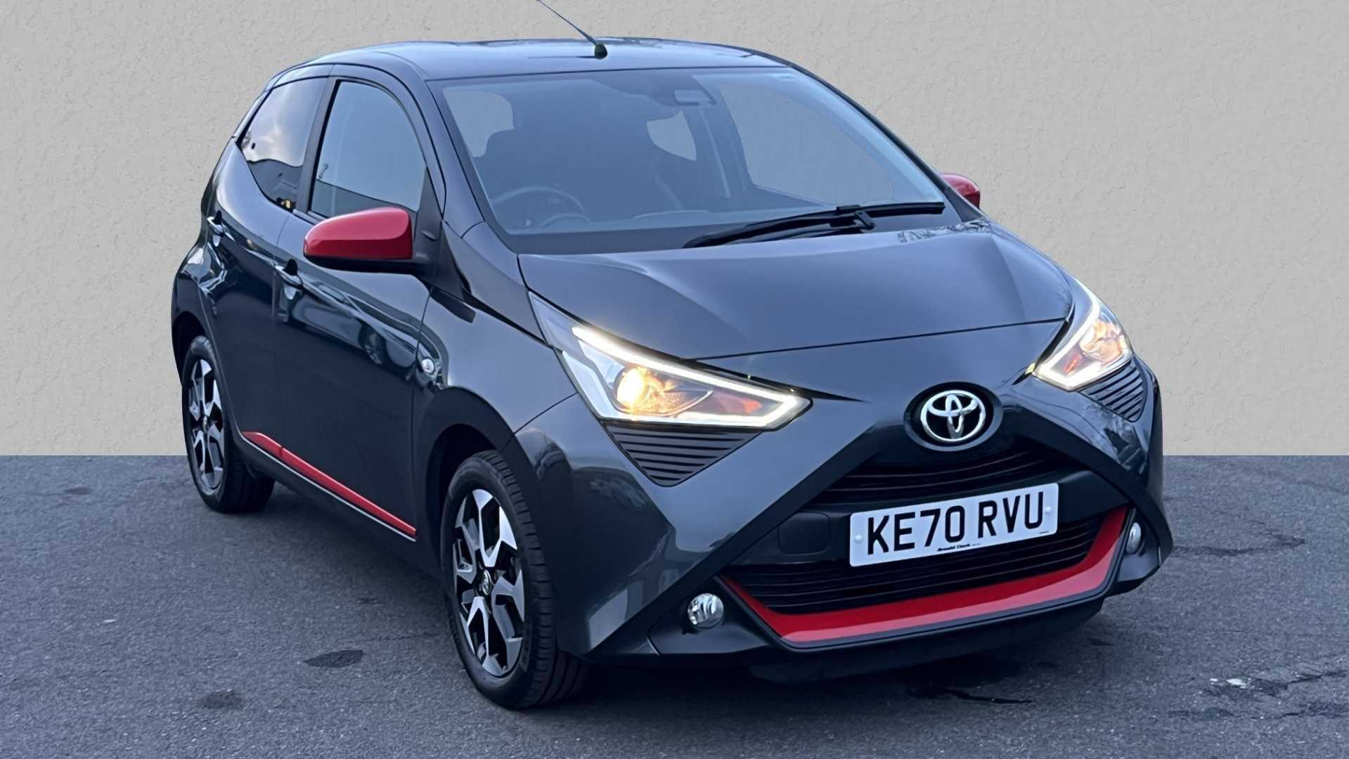 Main listing image - Toyota Aygo