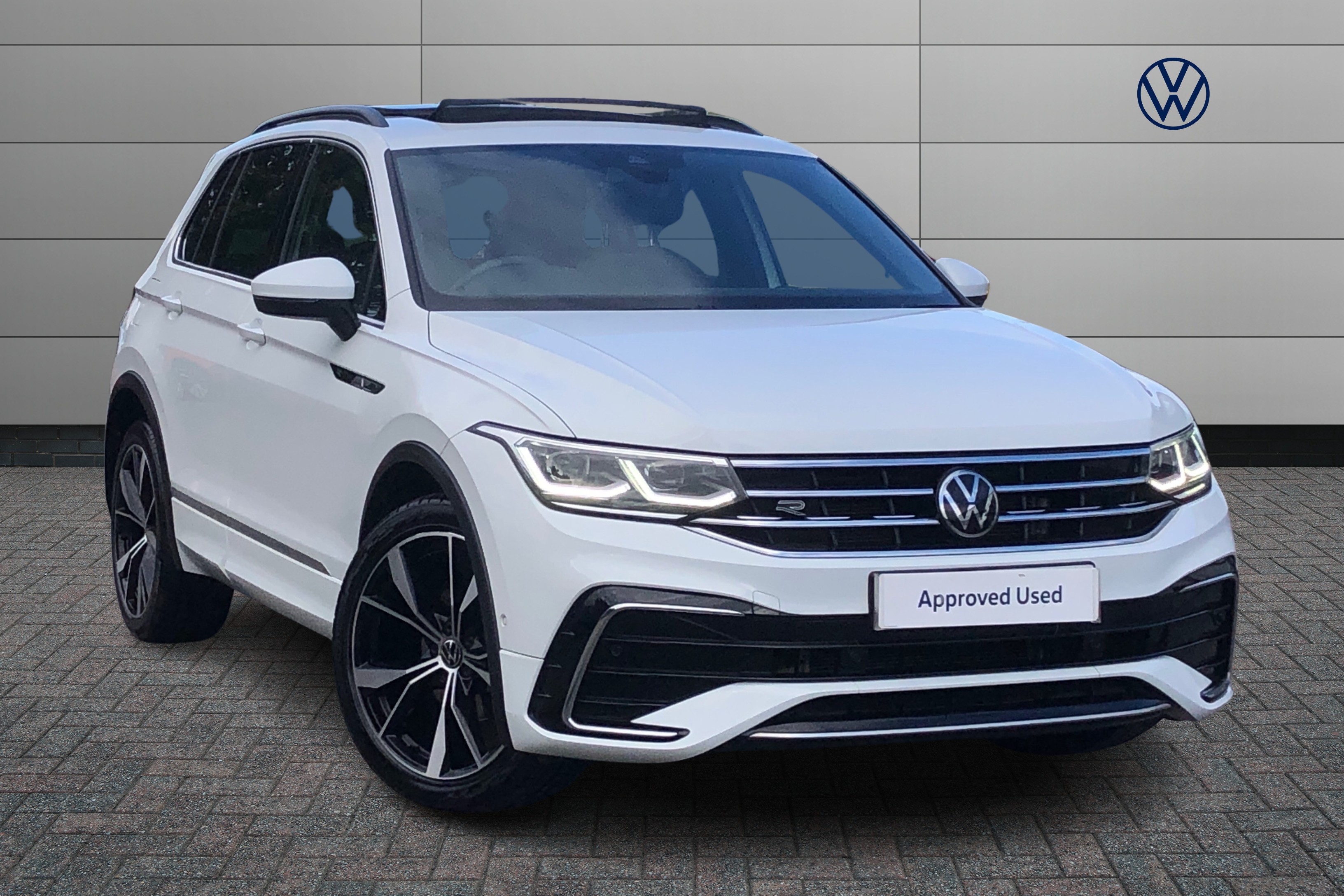 Main listing image - Volkswagen Tiguan