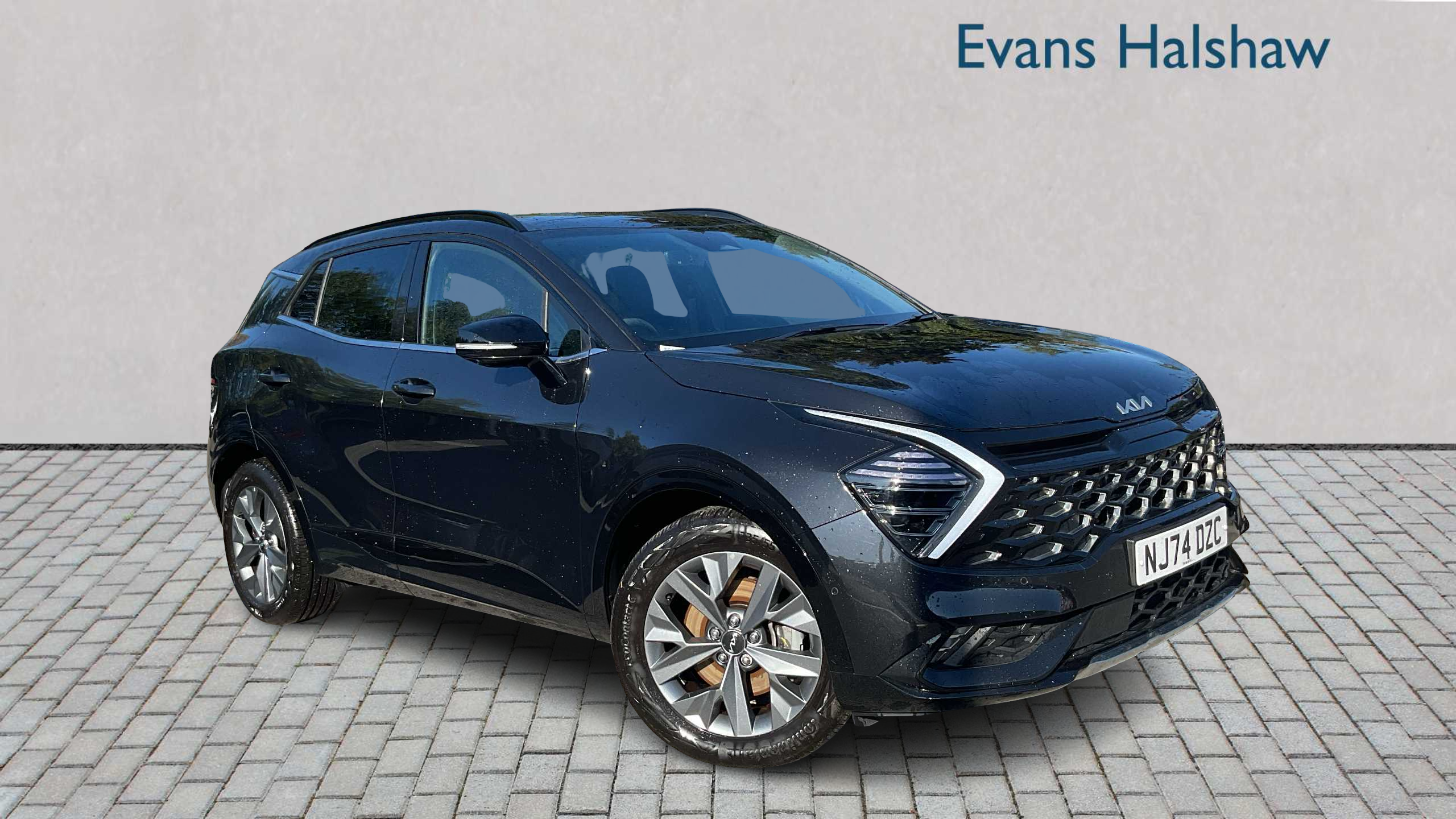 Main listing image - Kia Sportage