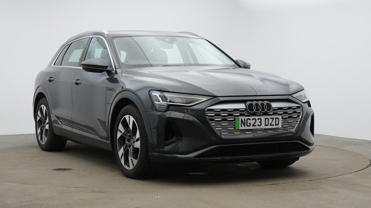 Main listing image - Audi Q8 e-tron