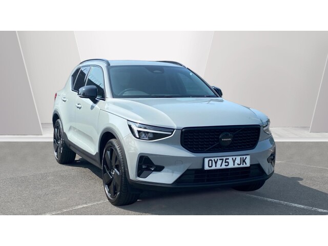 Main listing image - Volvo XC40