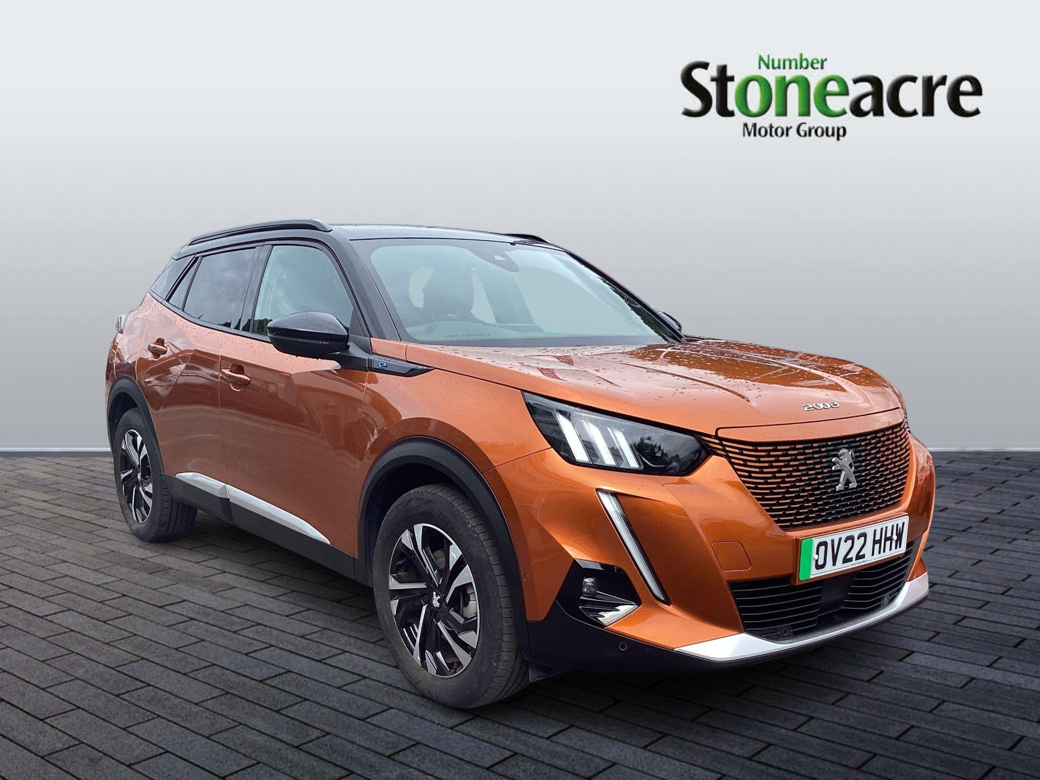 Main listing image - Peugeot e-2008