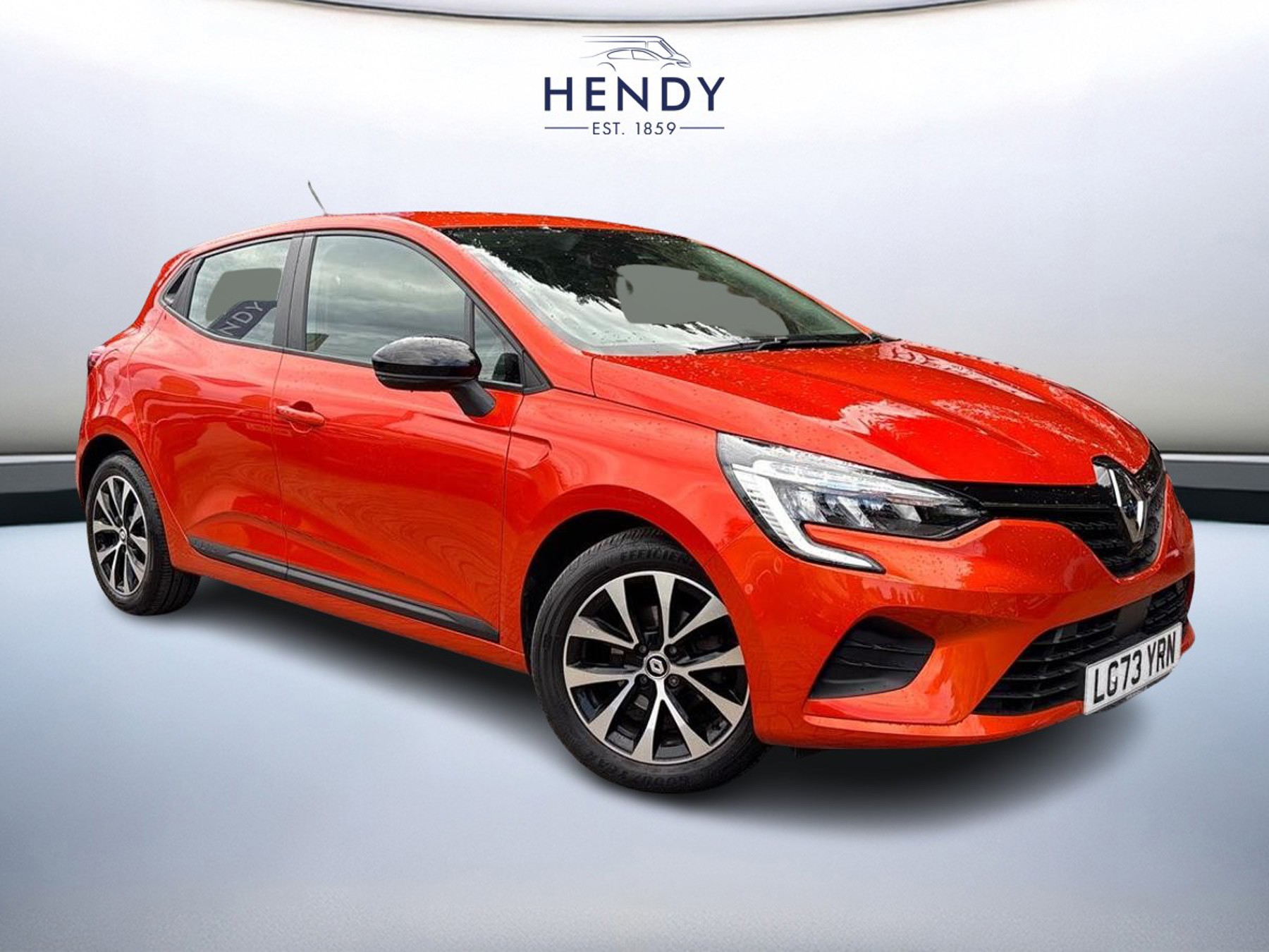 Main listing image - Renault Clio