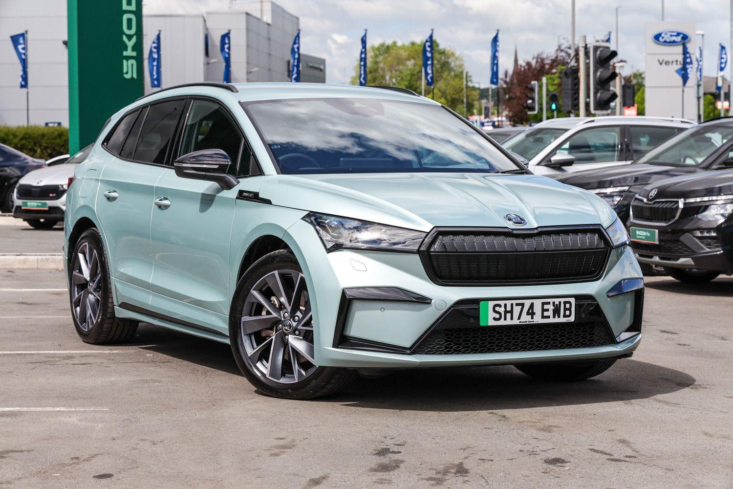 Main listing image - Skoda Enyaq