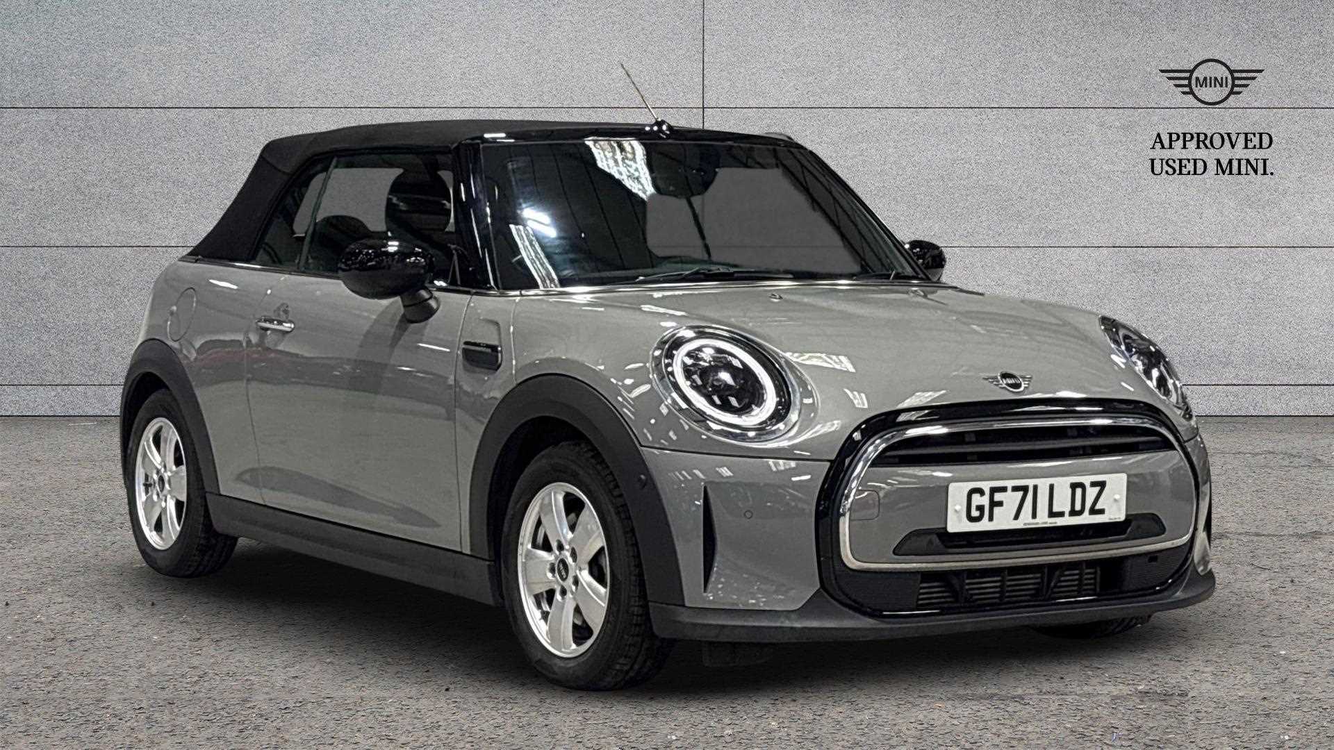 Main listing image - MINI Convertible