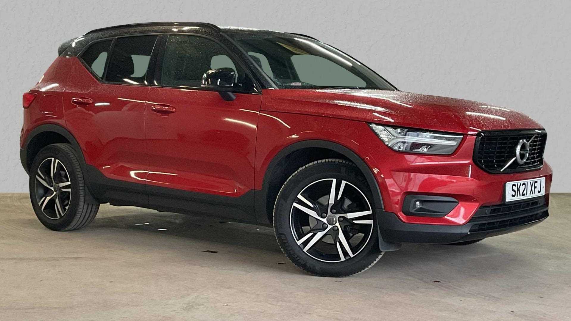 Main listing image - Volvo XC40