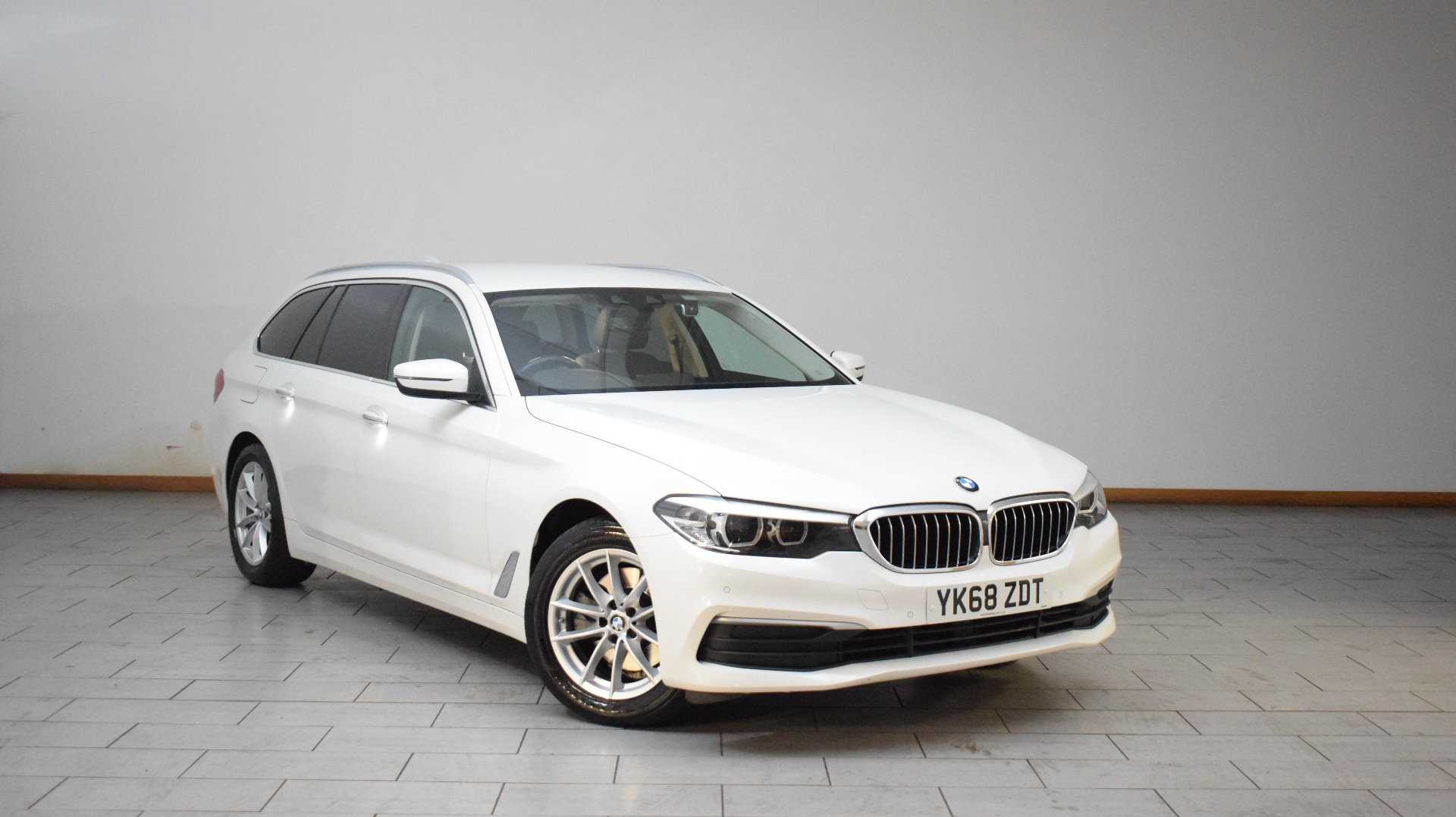 Main listing image - BMW 5 Series Touring