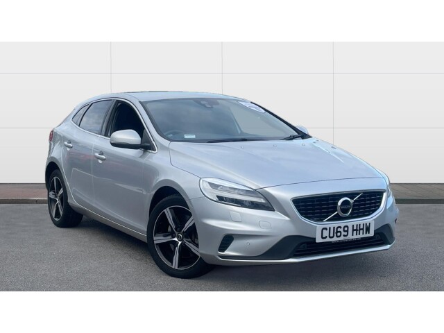 Main listing image - Volvo V40