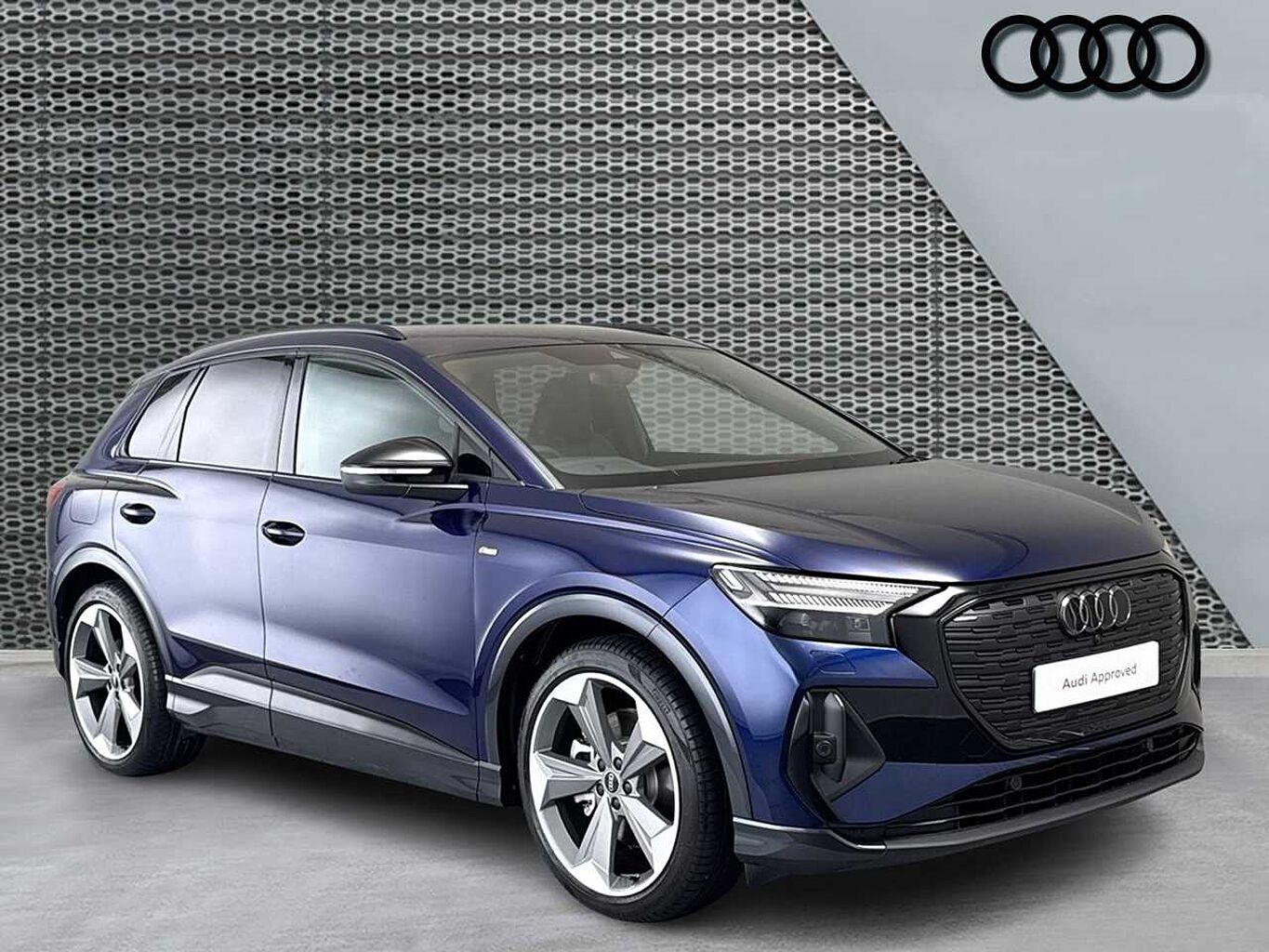 Main listing image - Audi Q4