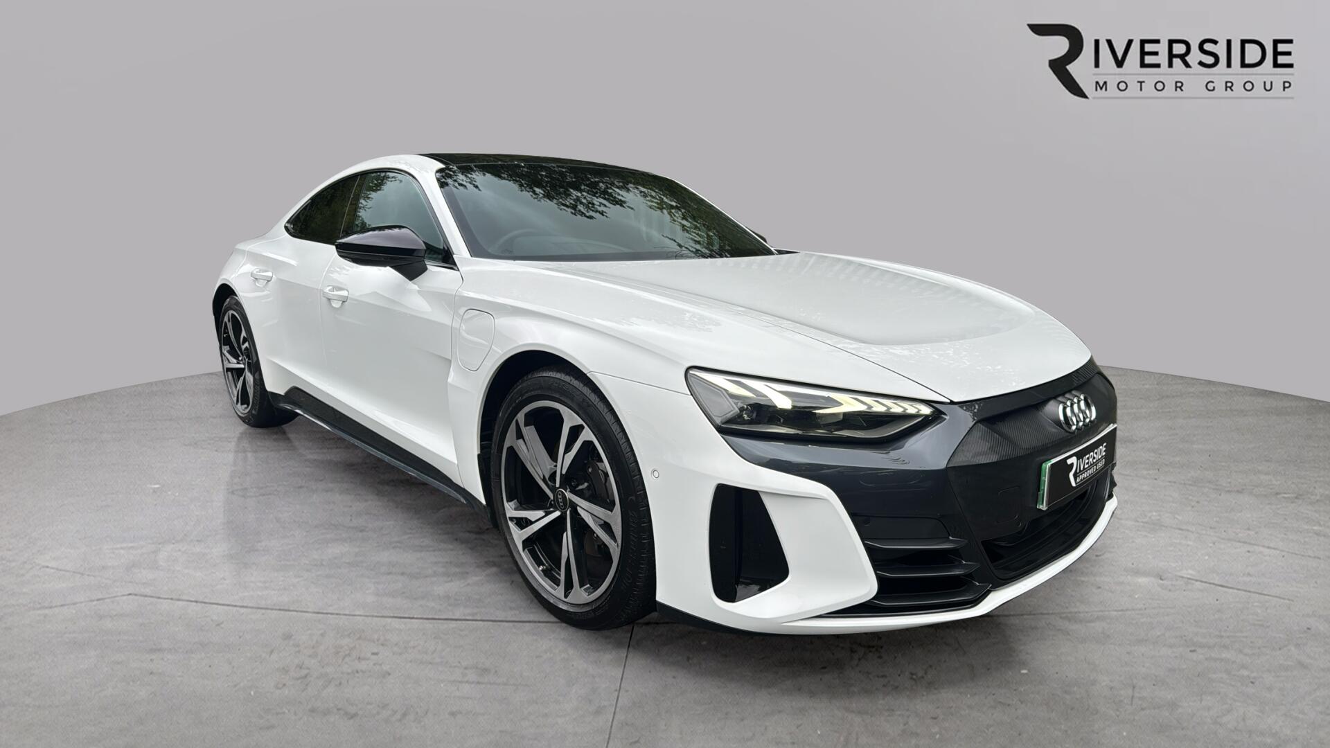 Main listing image - Audi e-tron GT