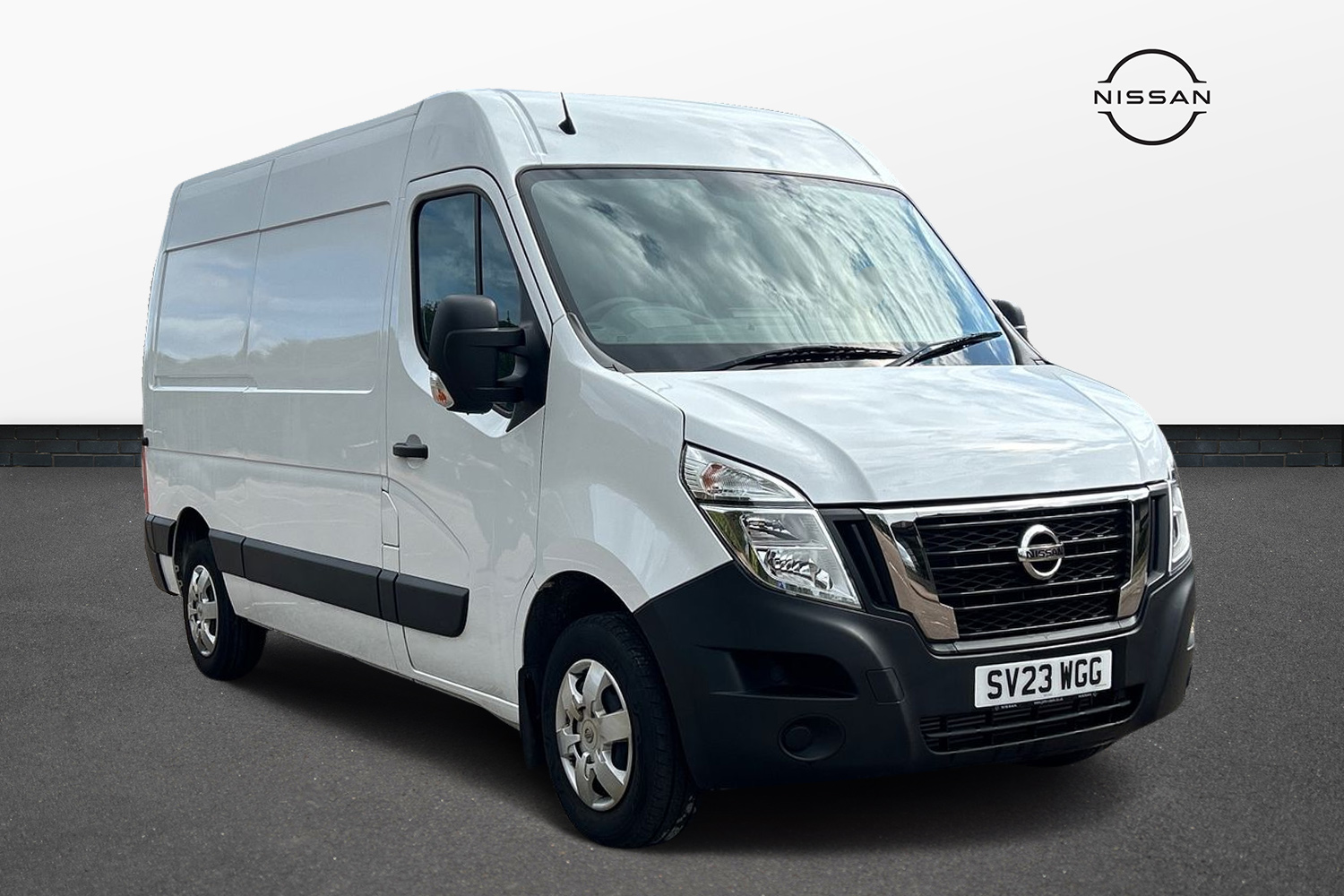 Main listing image - Nissan Interstar