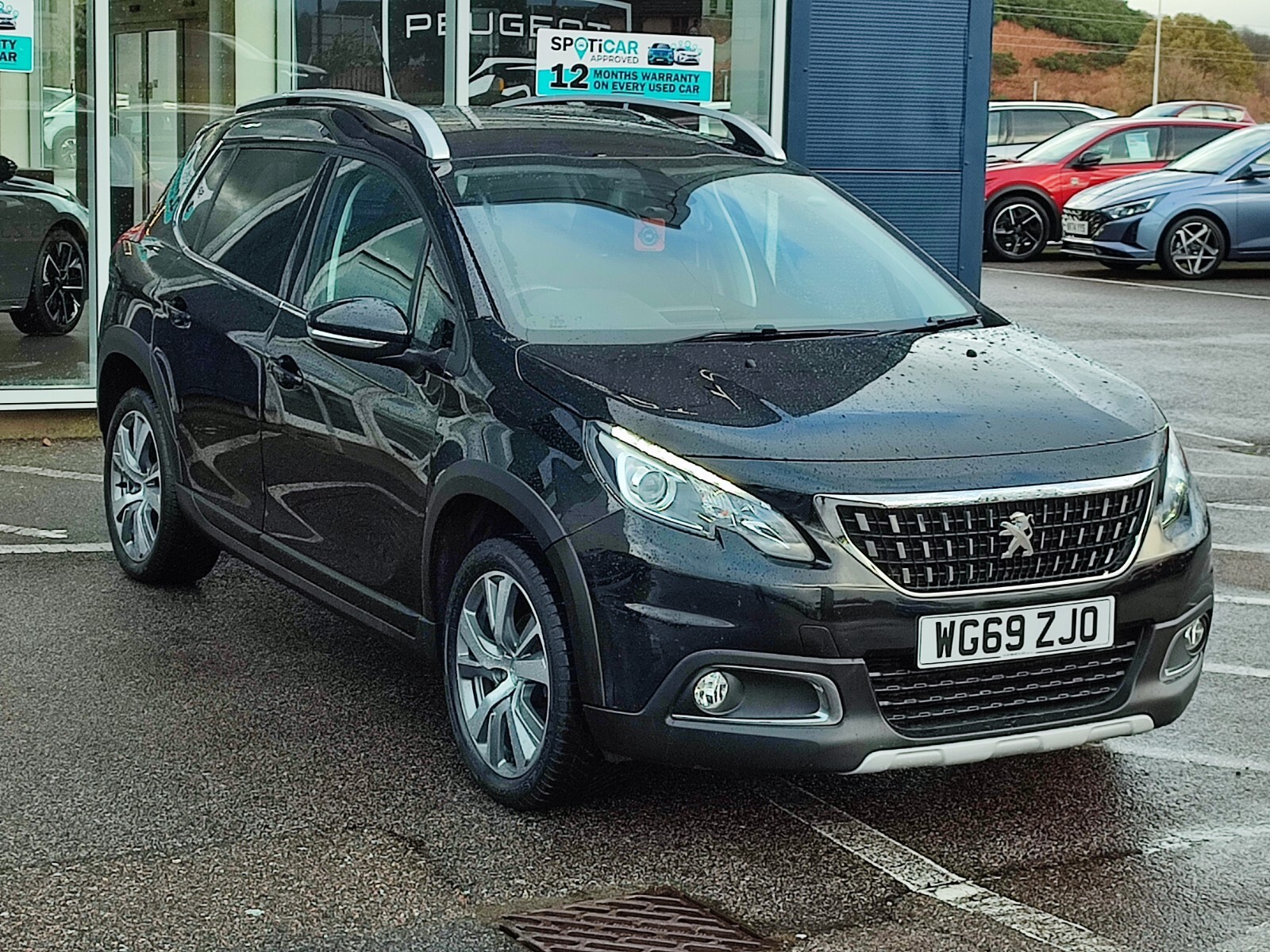 Main listing image - Peugeot 2008