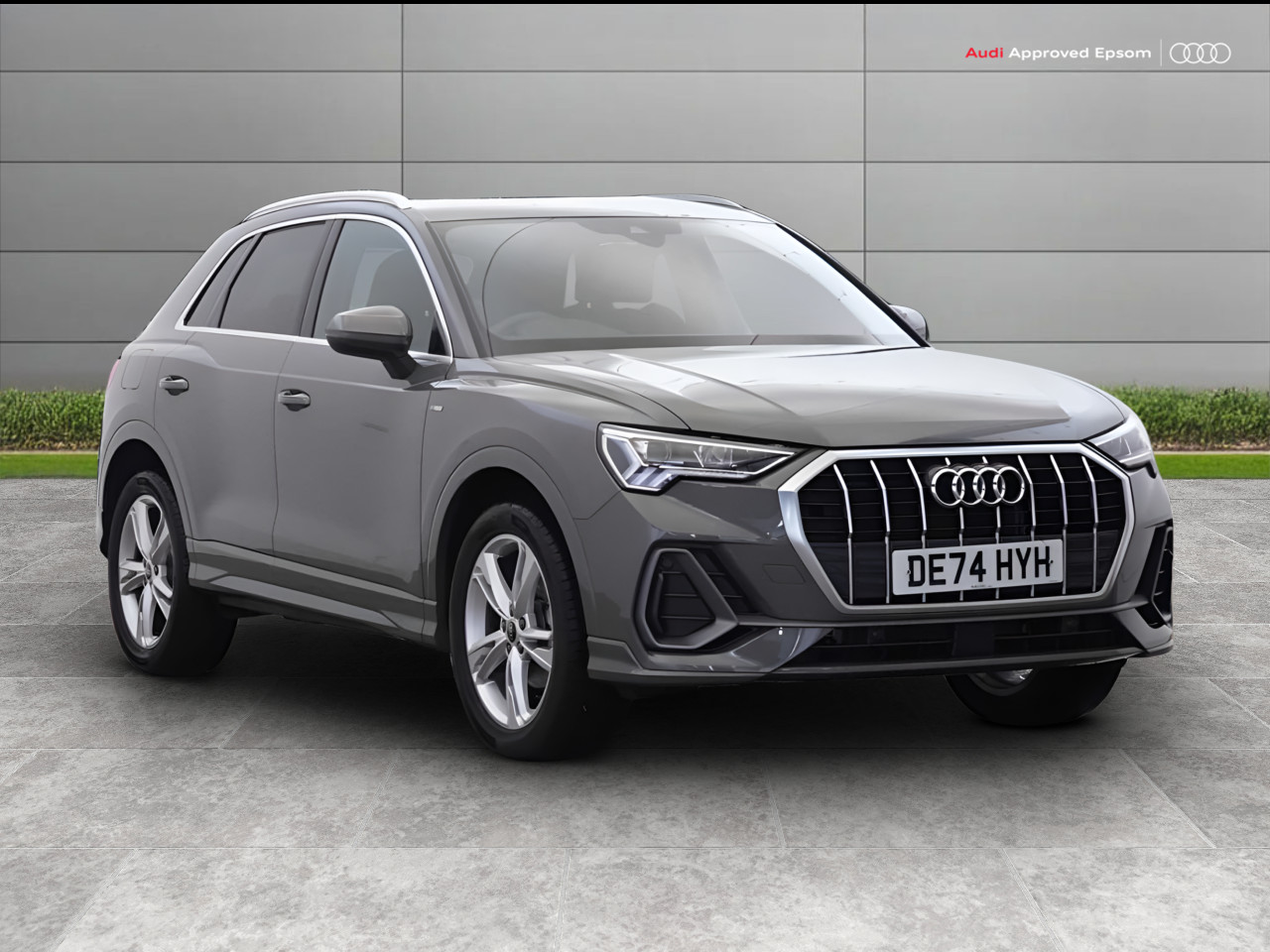 Main listing image - Audi Q3
