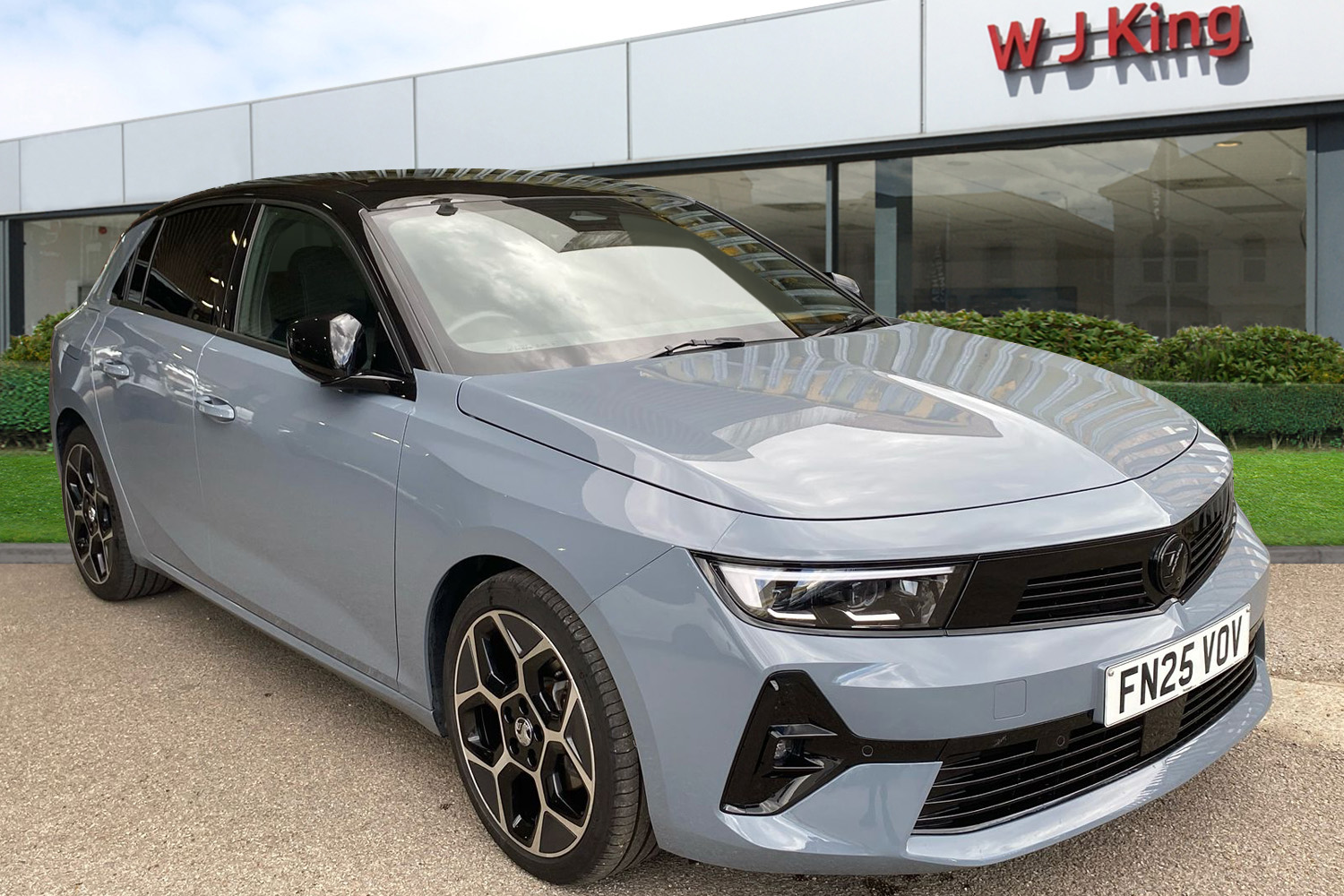 Main listing image - Vauxhall Astra