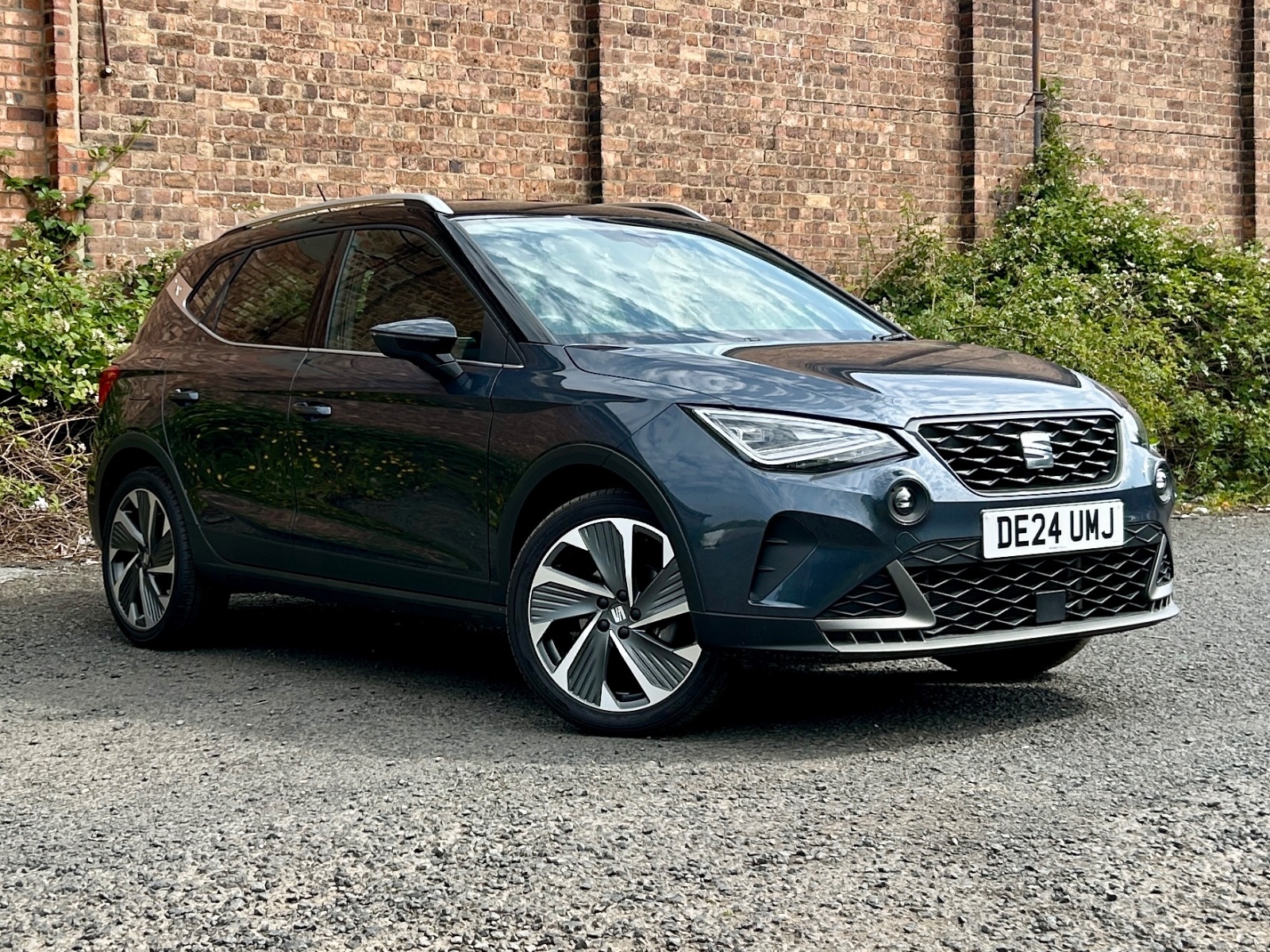 Main listing image - SEAT Arona