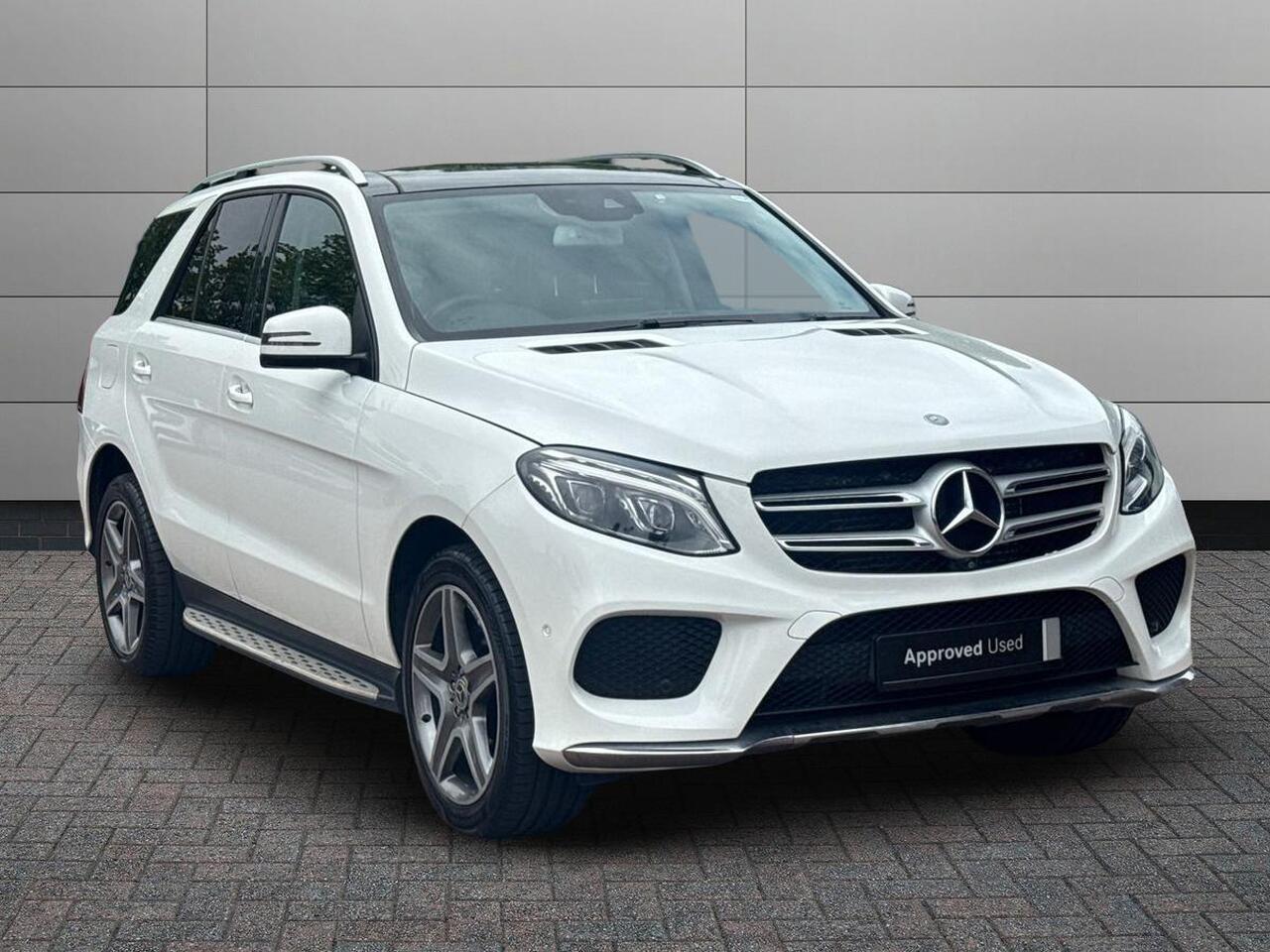 Main listing image - Mercedes-Benz GLE