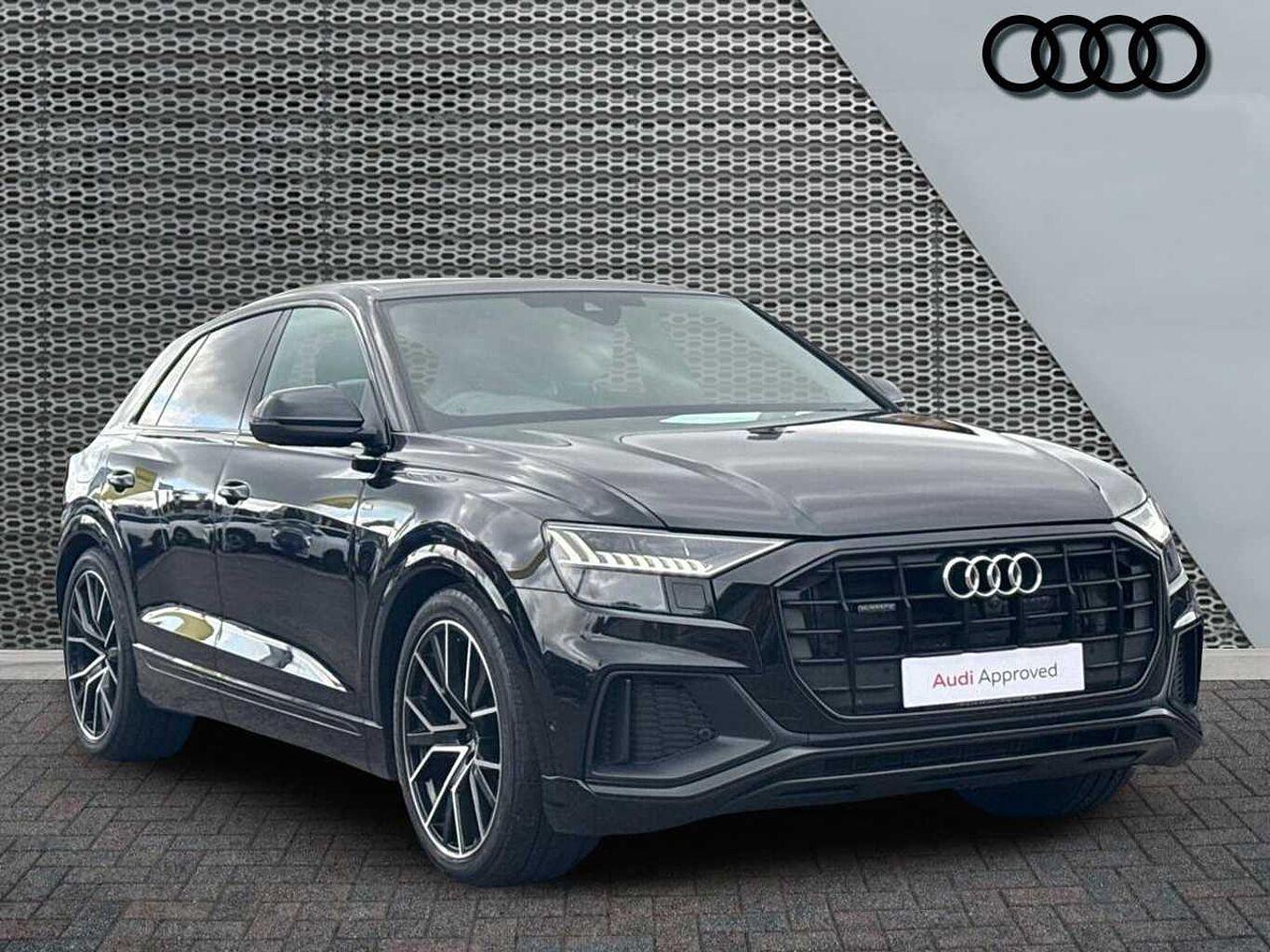 Main listing image - Audi Q8