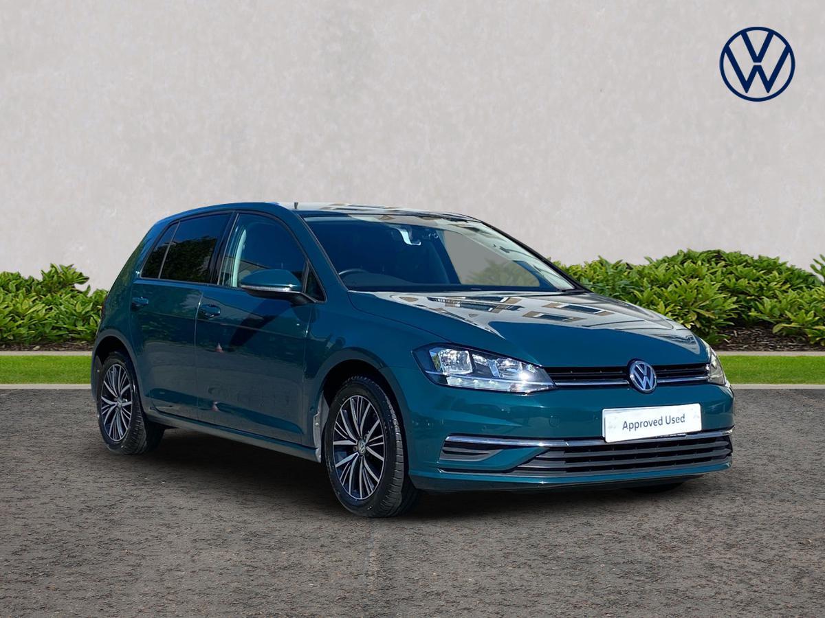 Main listing image - Volkswagen Golf