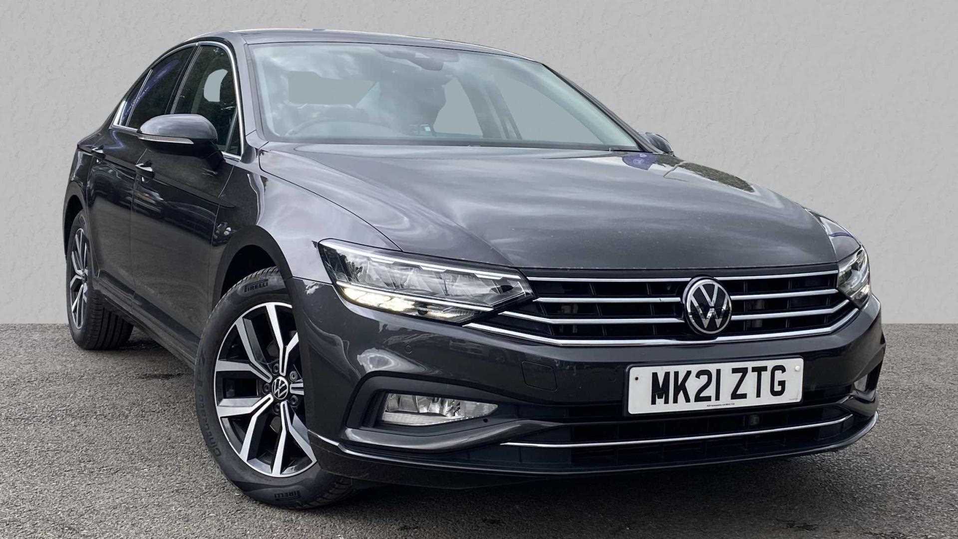 Main listing image - Volkswagen Passat