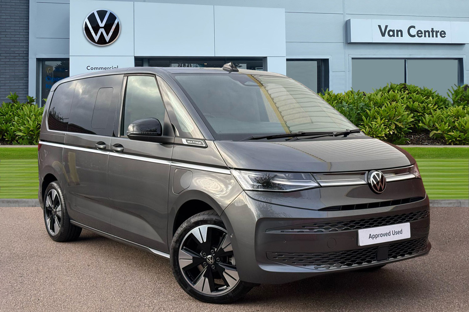 Main listing image - Volkswagen Multivan