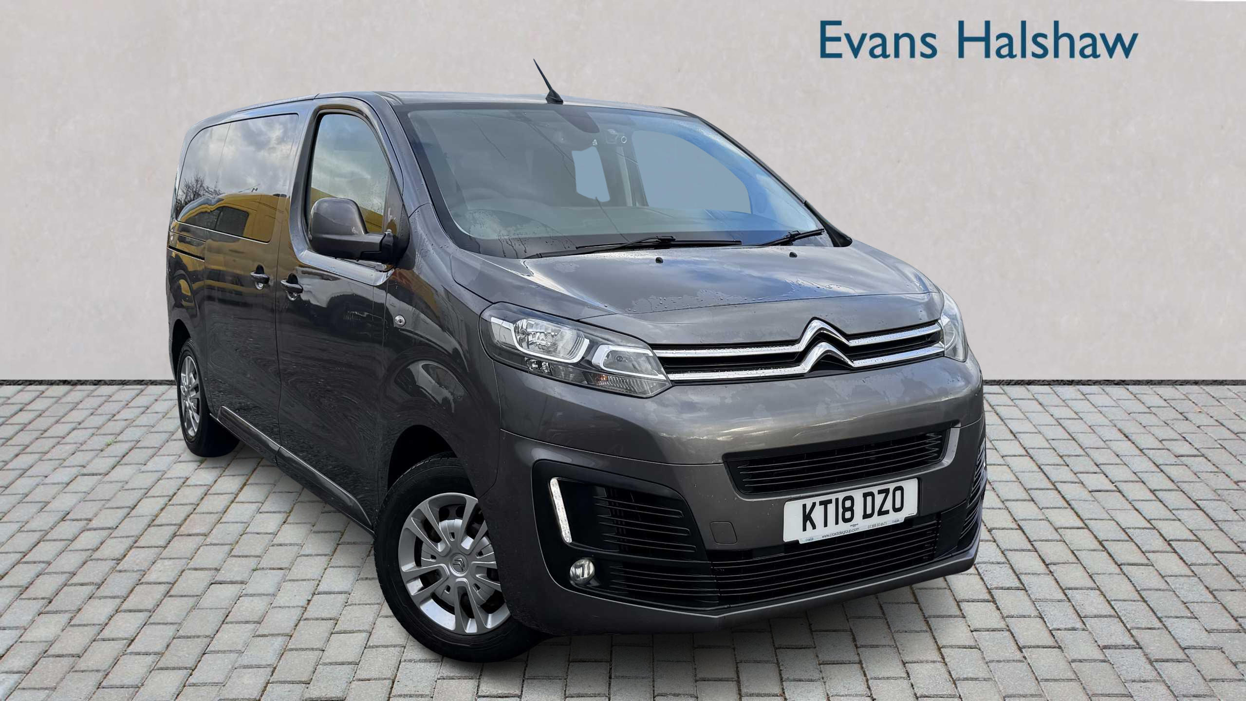 Main listing image - Citroen Space Tourer