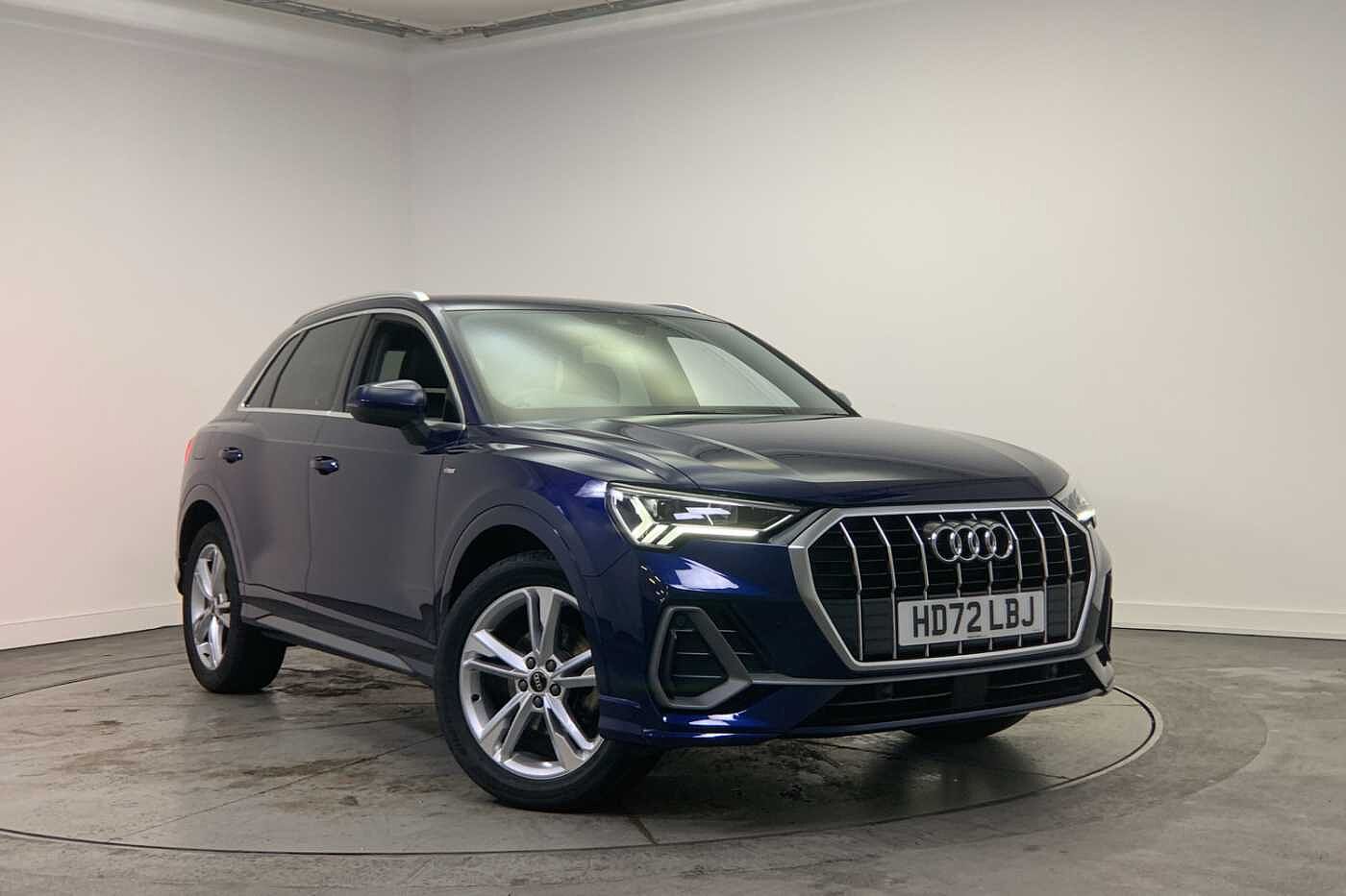 Main listing image - Audi Q3