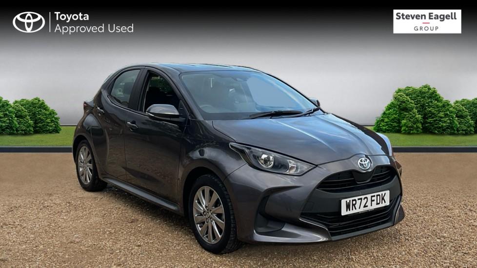 Main listing image - Toyota Yaris