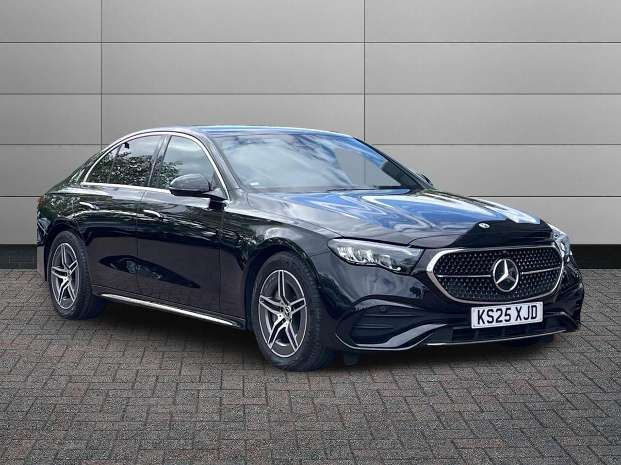 Main listing image - Mercedes-Benz E-Class