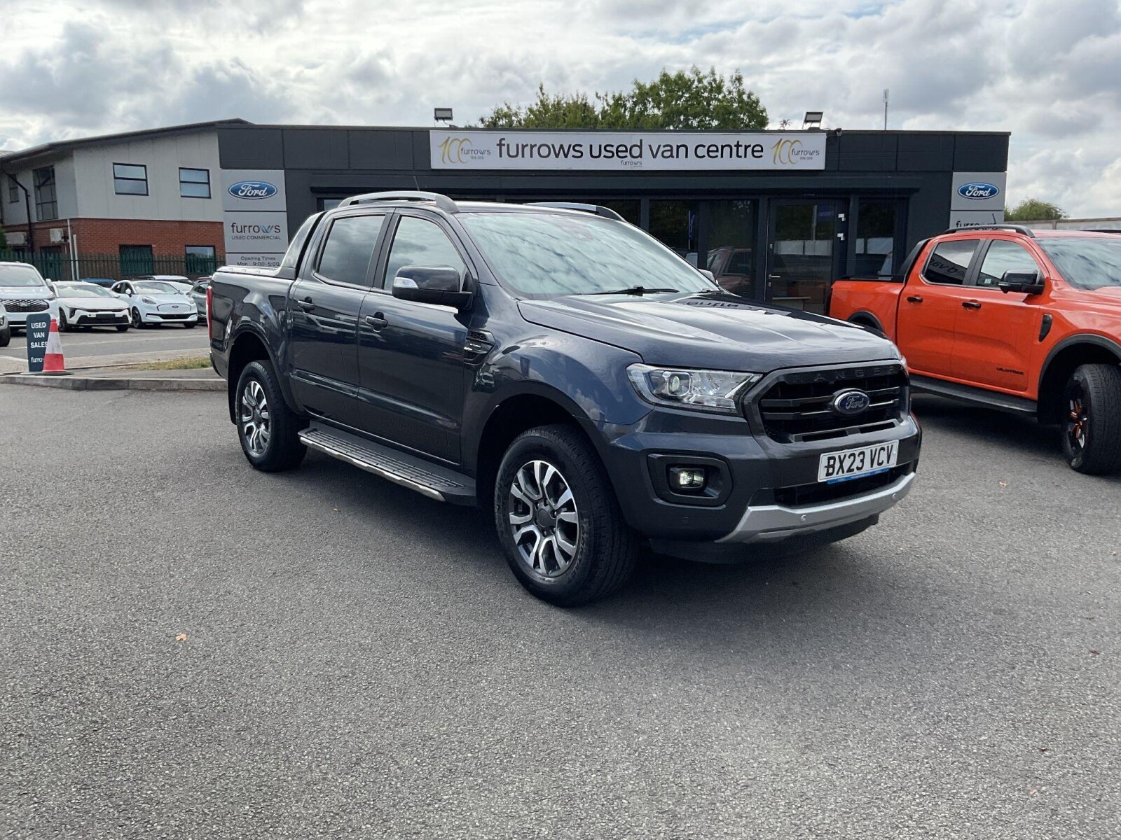 Main listing image - Ford Ranger