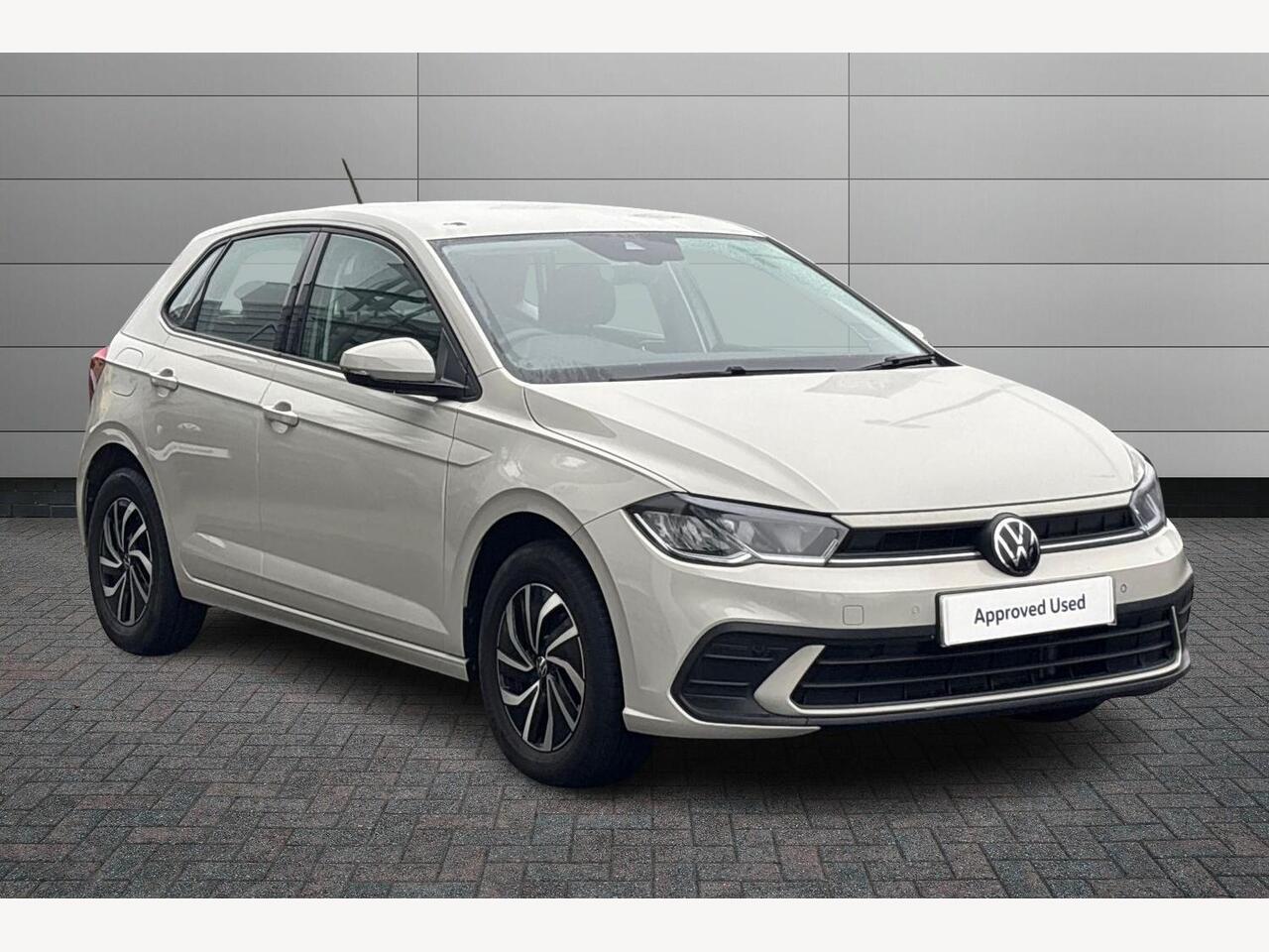 Main listing image - Volkswagen Polo
