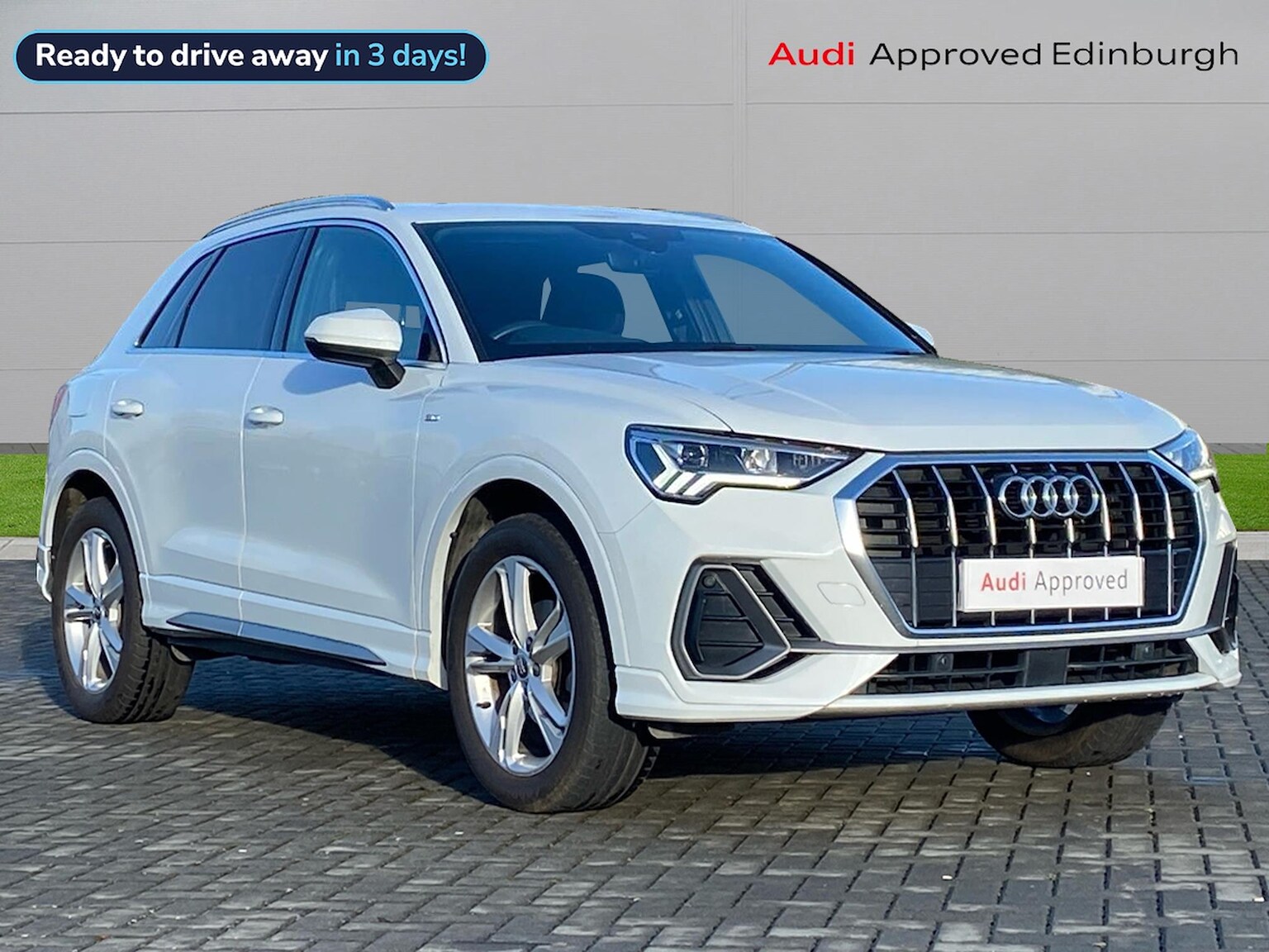 Main listing image - Audi Q3