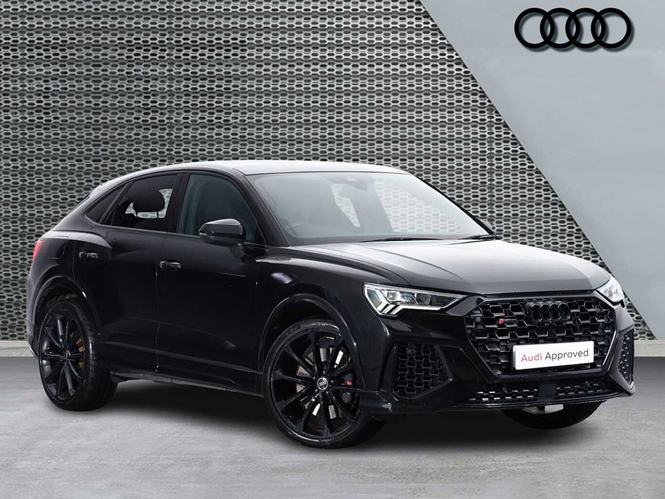 Main listing image - Audi RS Q3