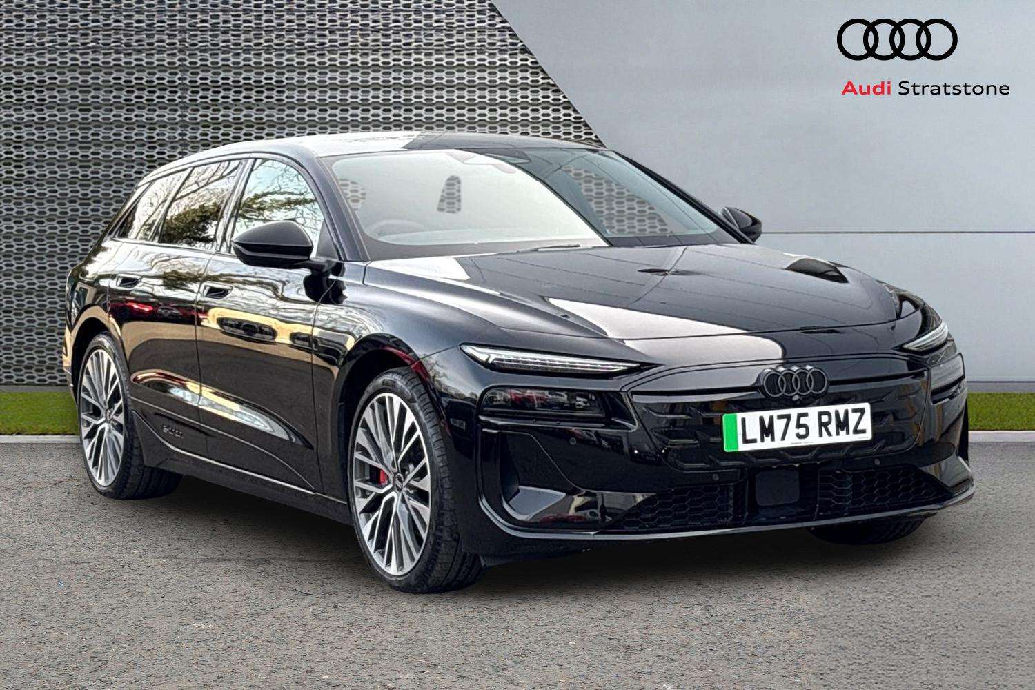 Main listing image - Audi e-tron