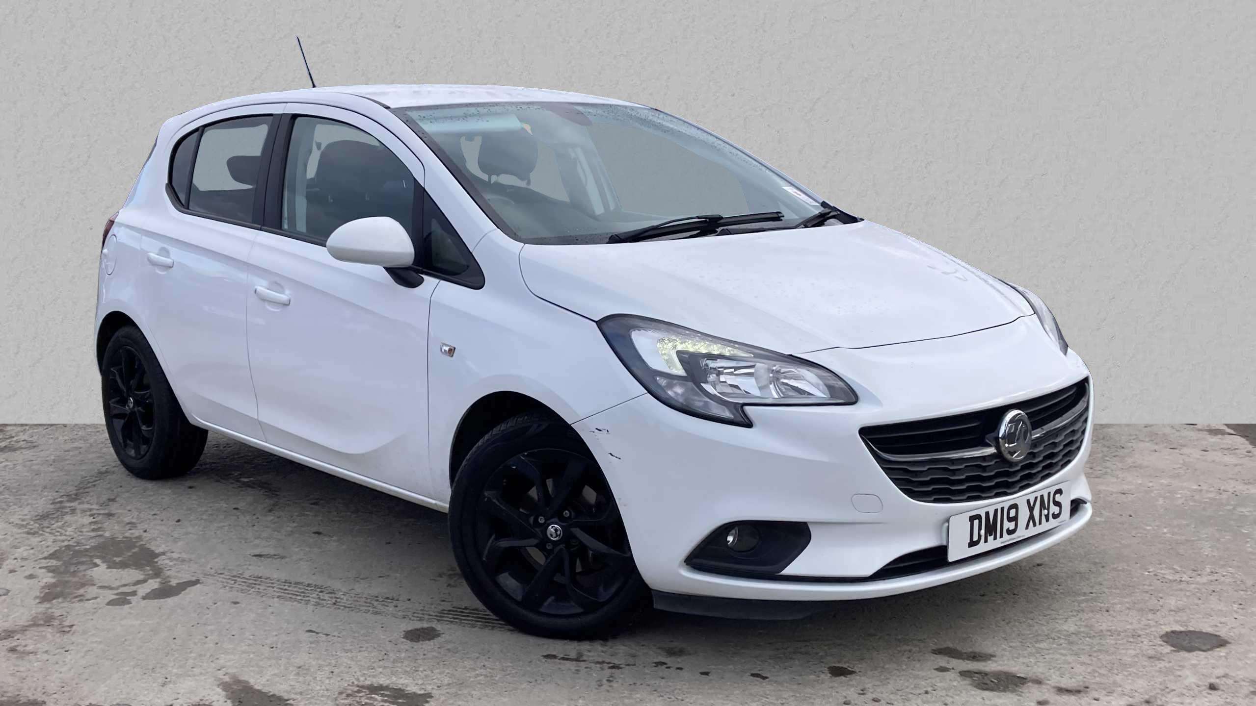Main listing image - Vauxhall Corsa