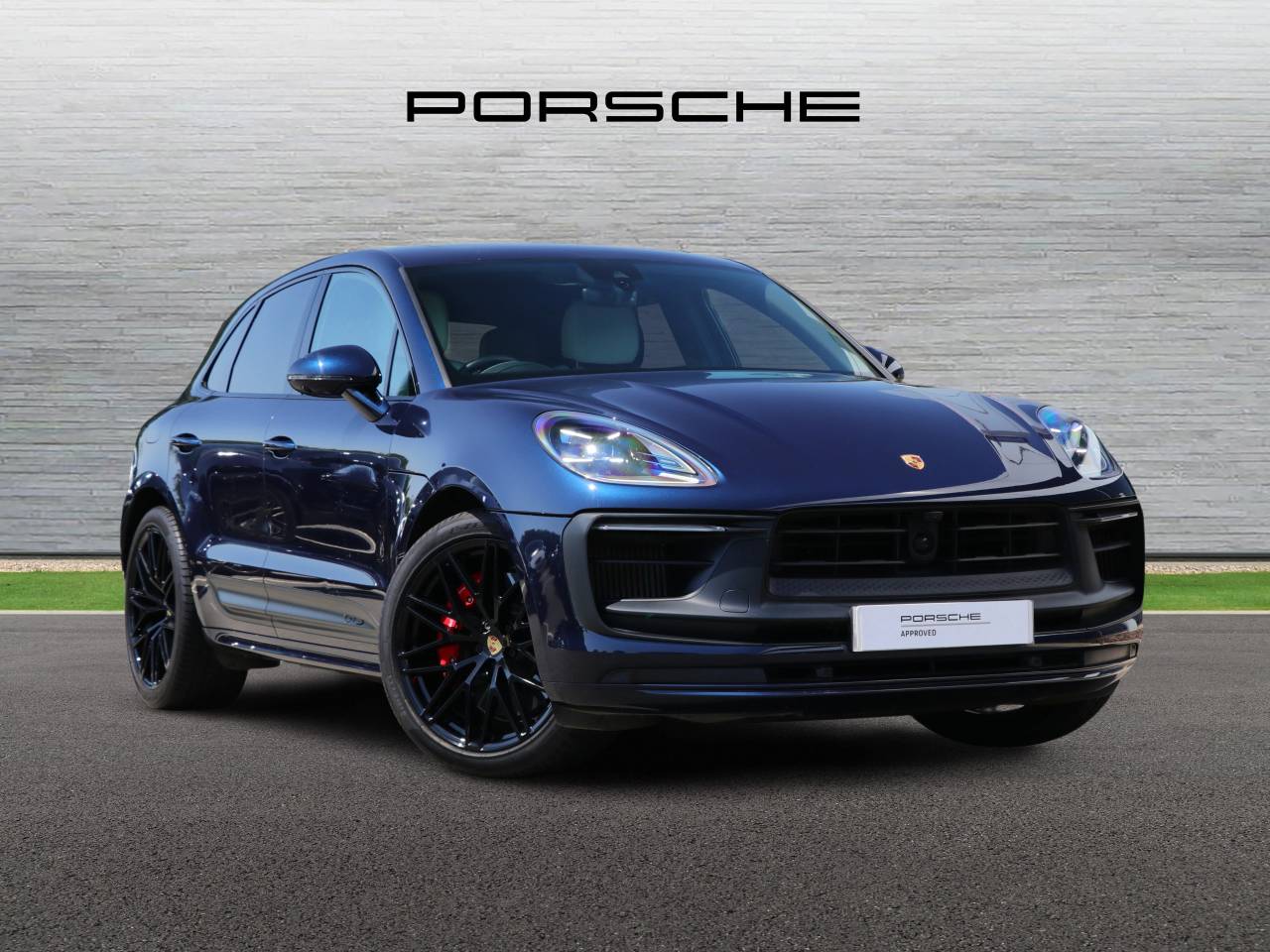 Main listing image - Porsche Macan