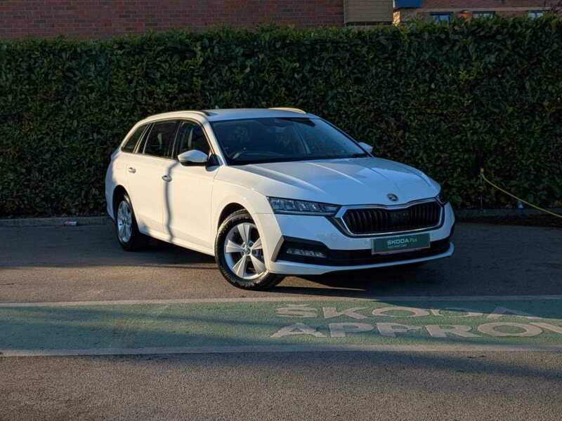 Main listing image - Skoda Octavia Estate