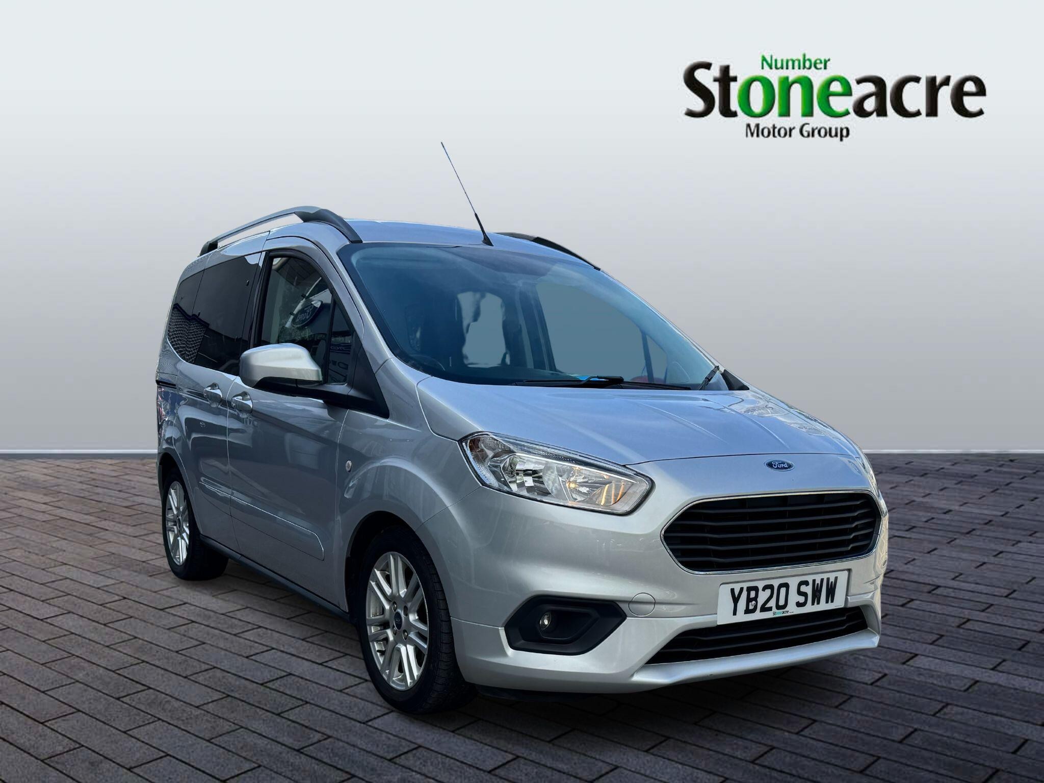 Main listing image - Ford Tourneo Courier