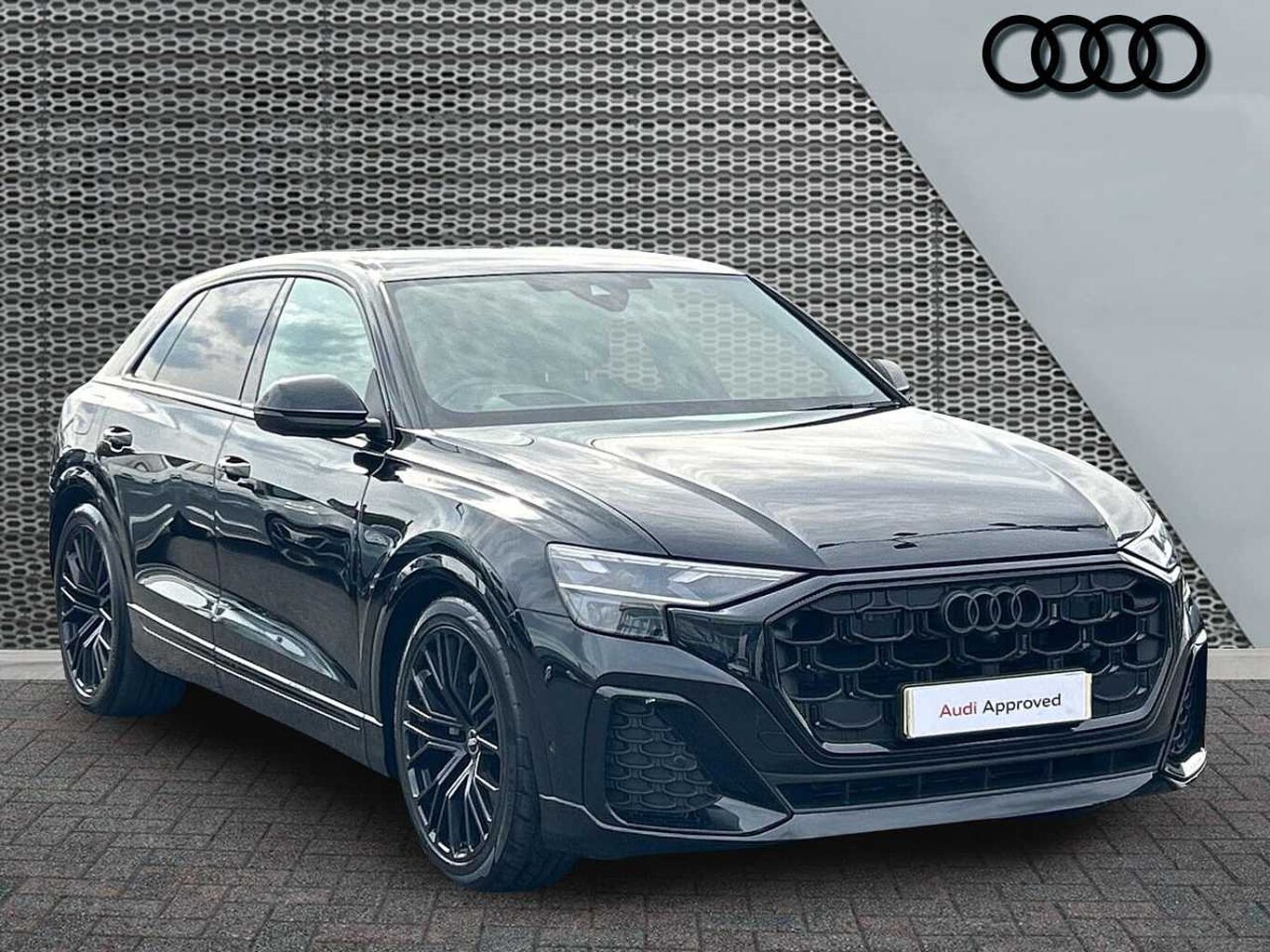 Main listing image - Audi Q8