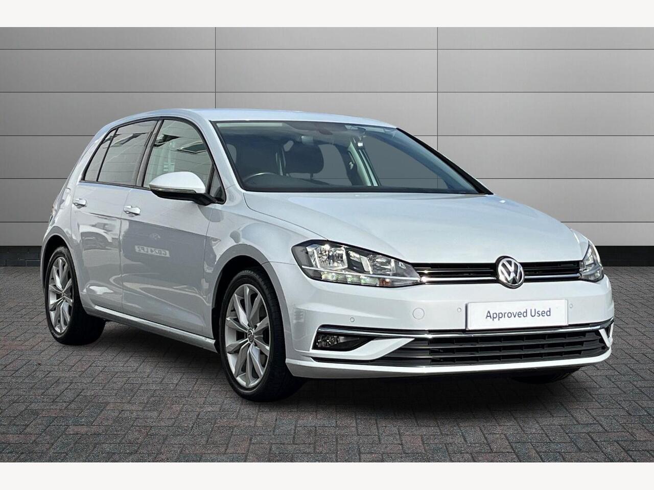 Main listing image - Volkswagen Golf