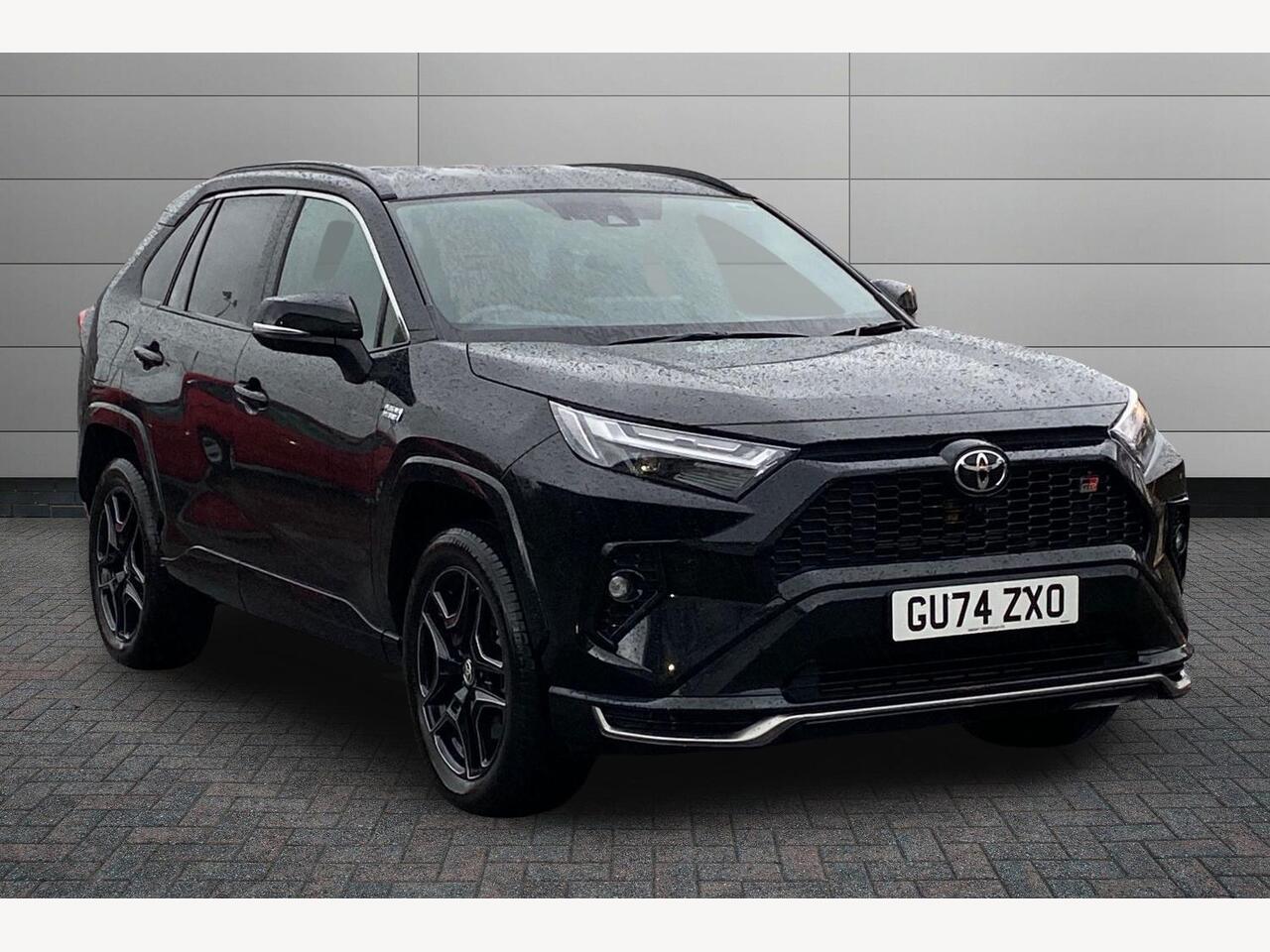 Main listing image - Toyota RAV4