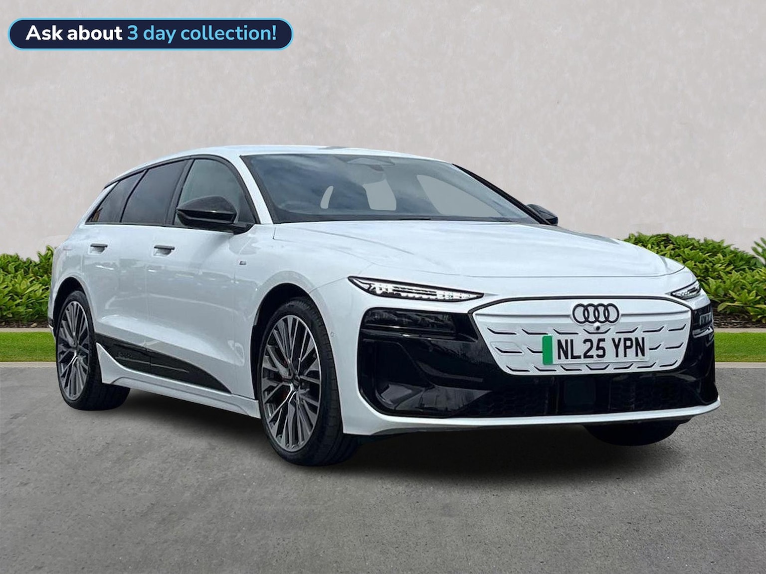 Main listing image - Audi e-tron