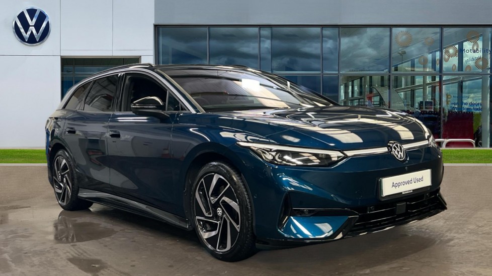 Main listing image - Volkswagen ID.7