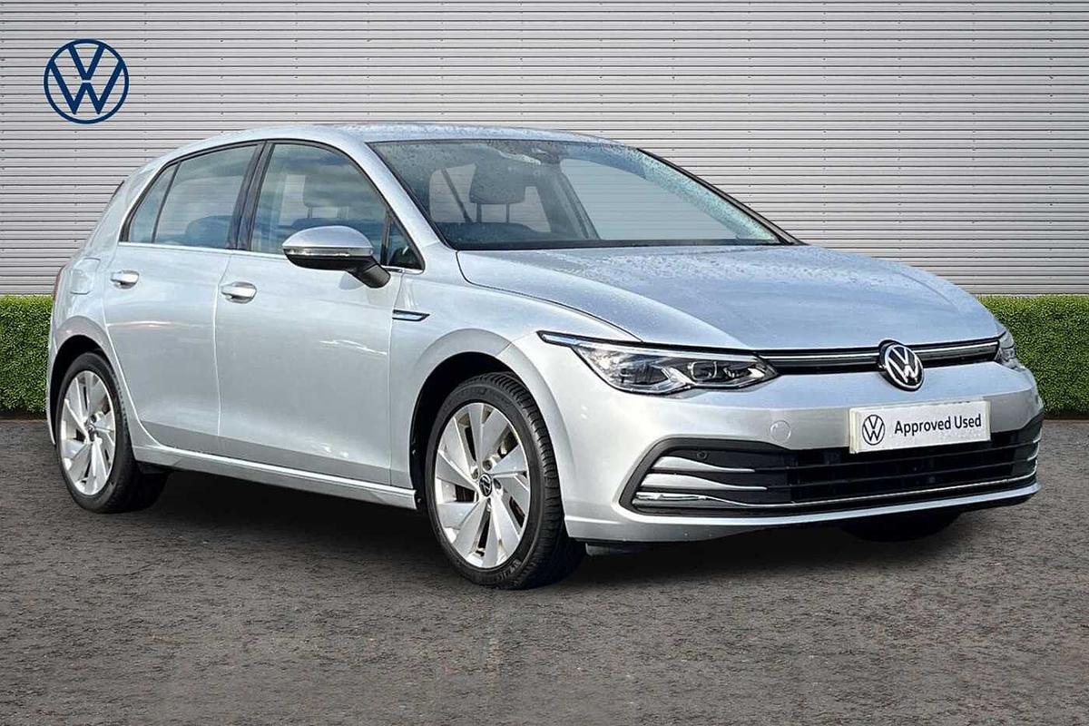 Main listing image - Volkswagen Golf