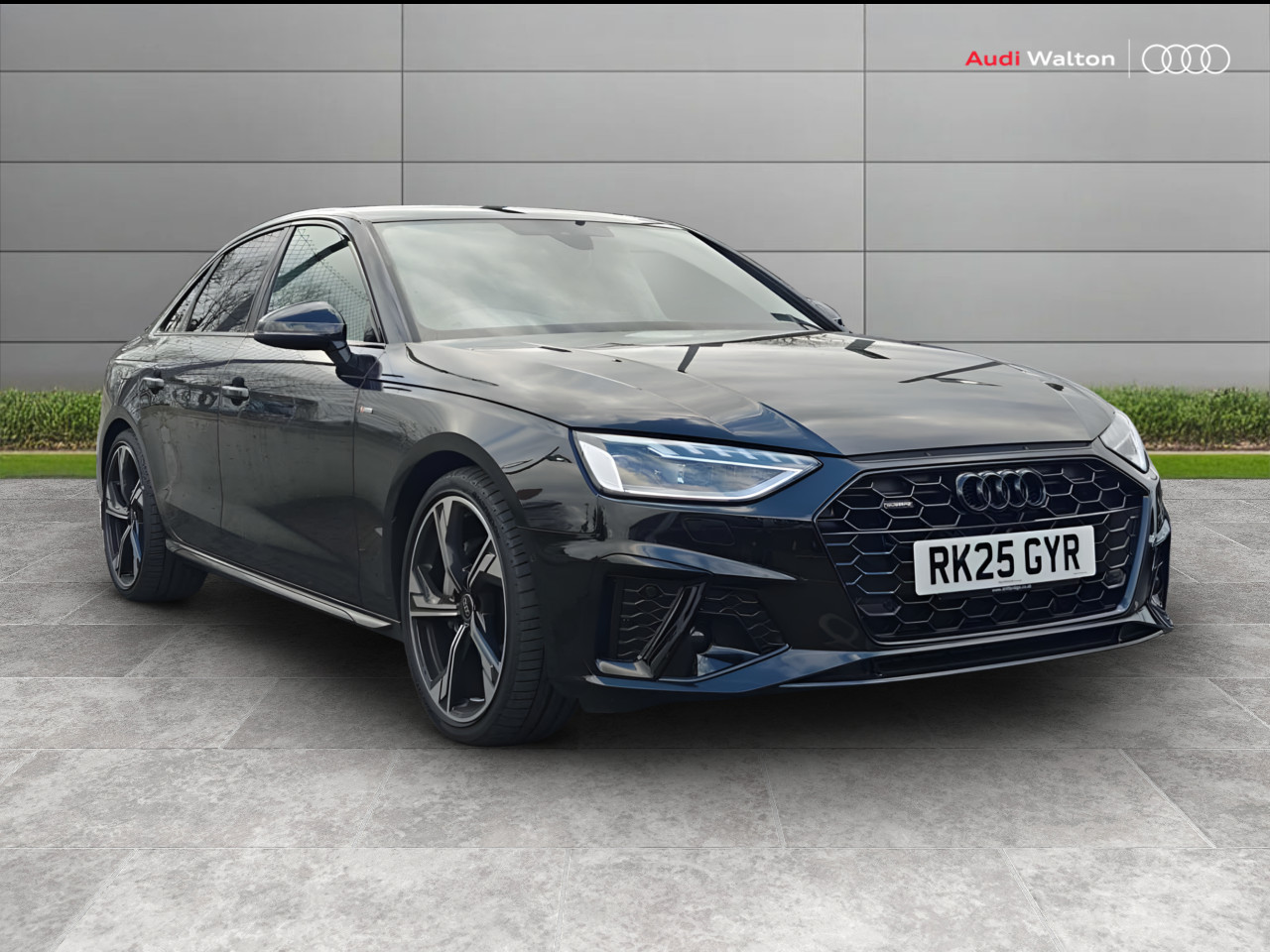 Main listing image - Audi A4