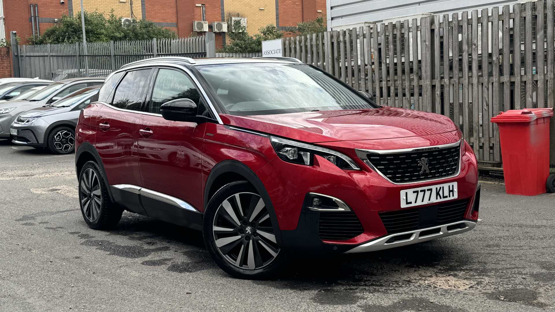 Main listing image - Peugeot 3008