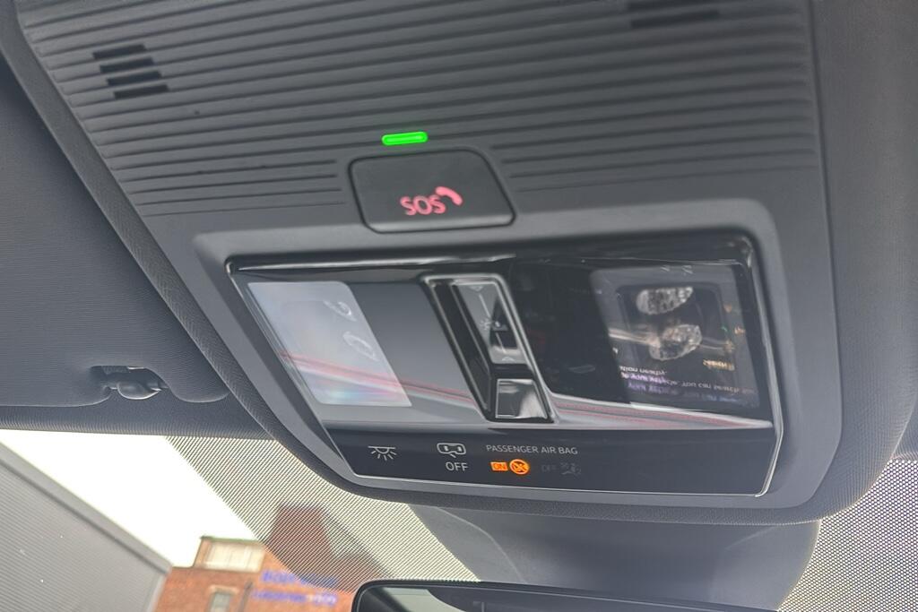 Main listing image - Volkswagen ID.4