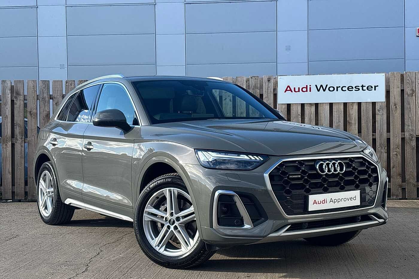 Main listing image - Audi Q5