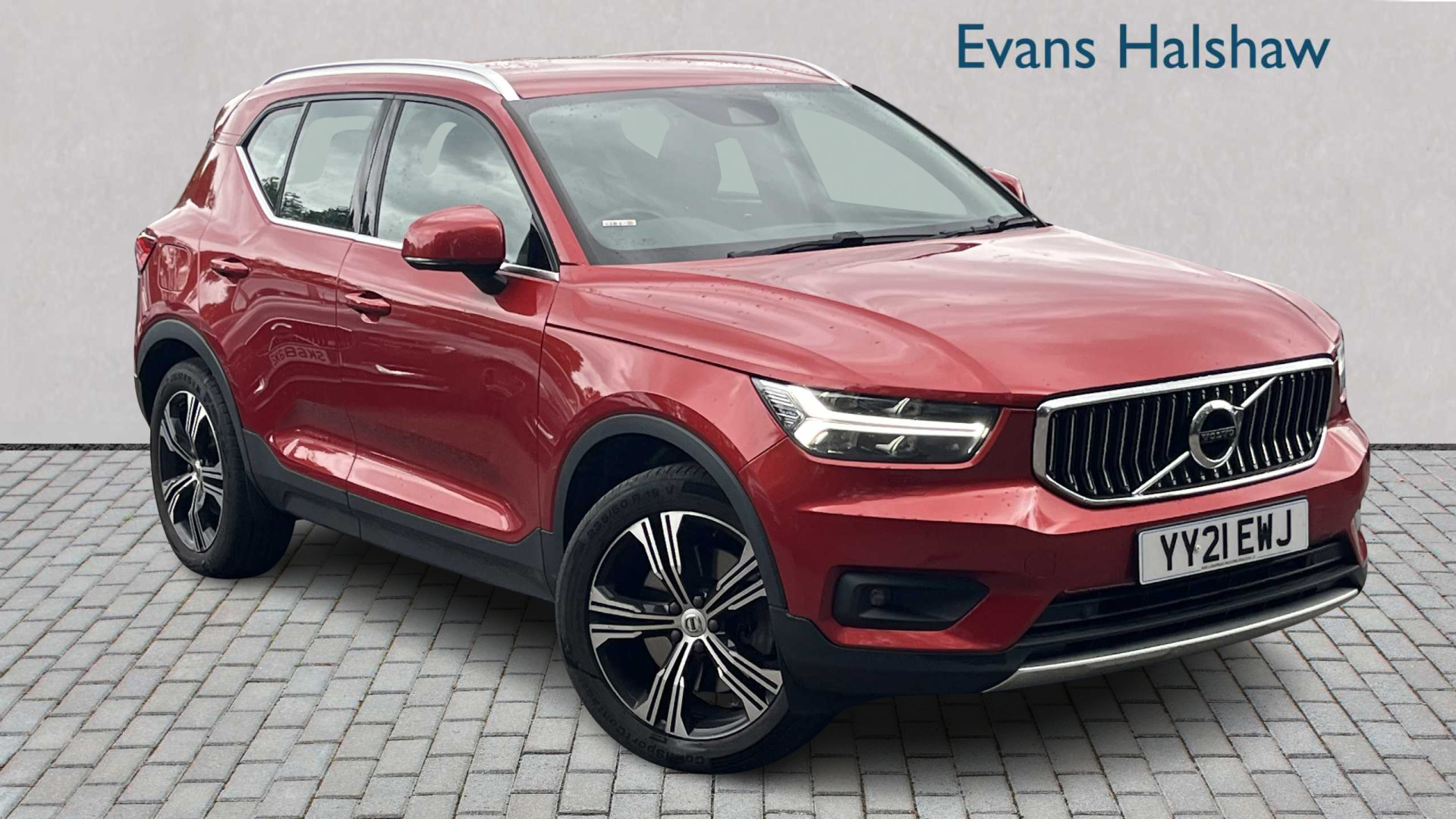 Main listing image - Volvo XC40 Recharge