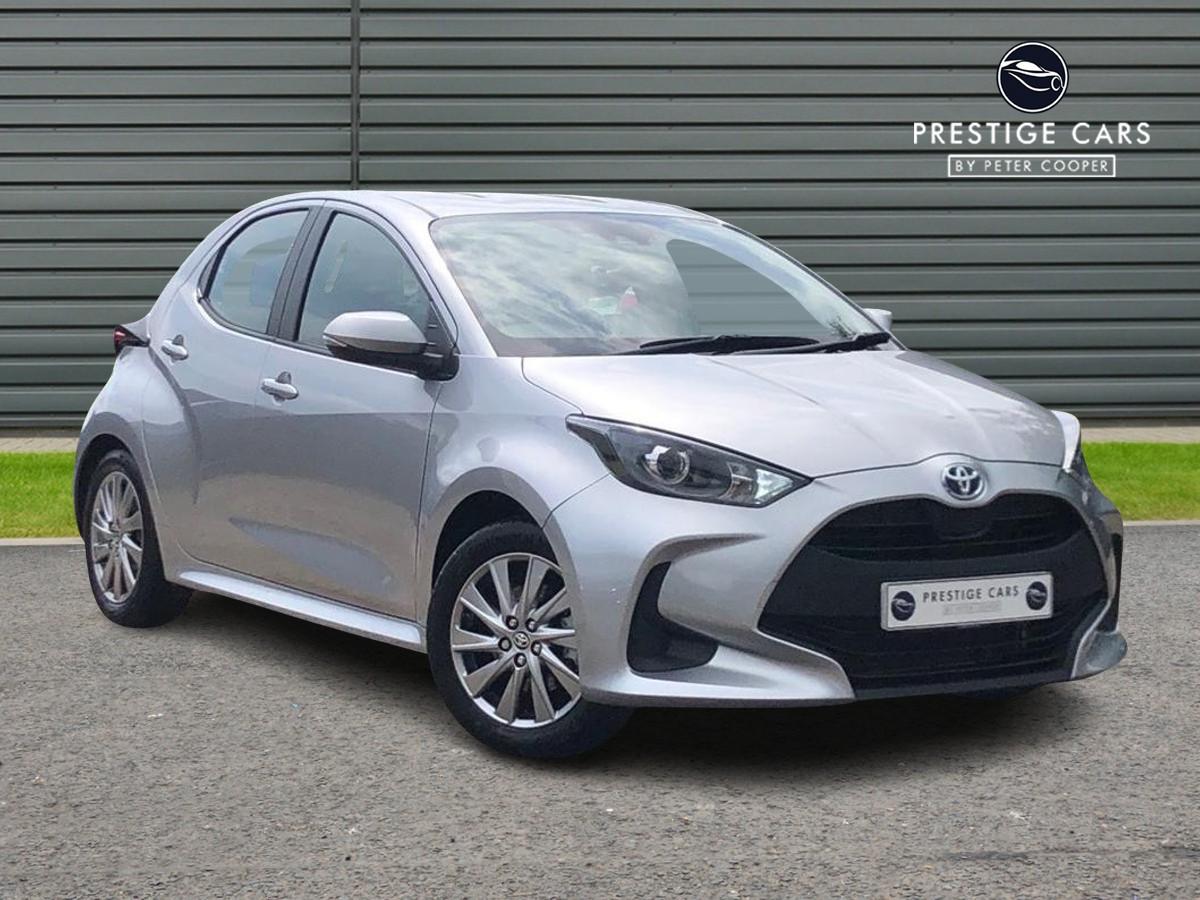 Main listing image - Toyota Yaris