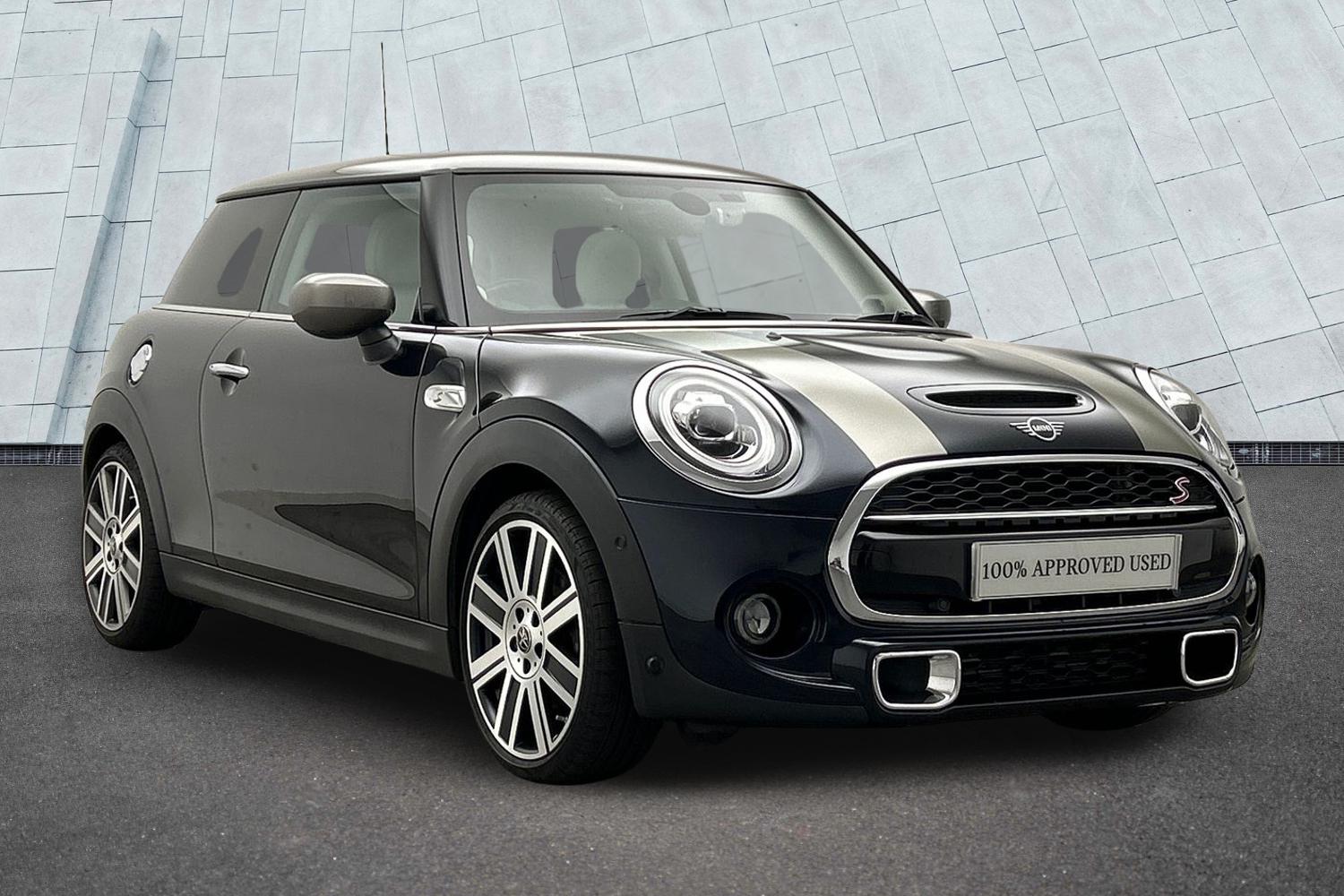 Main listing image - MINI Hatchback